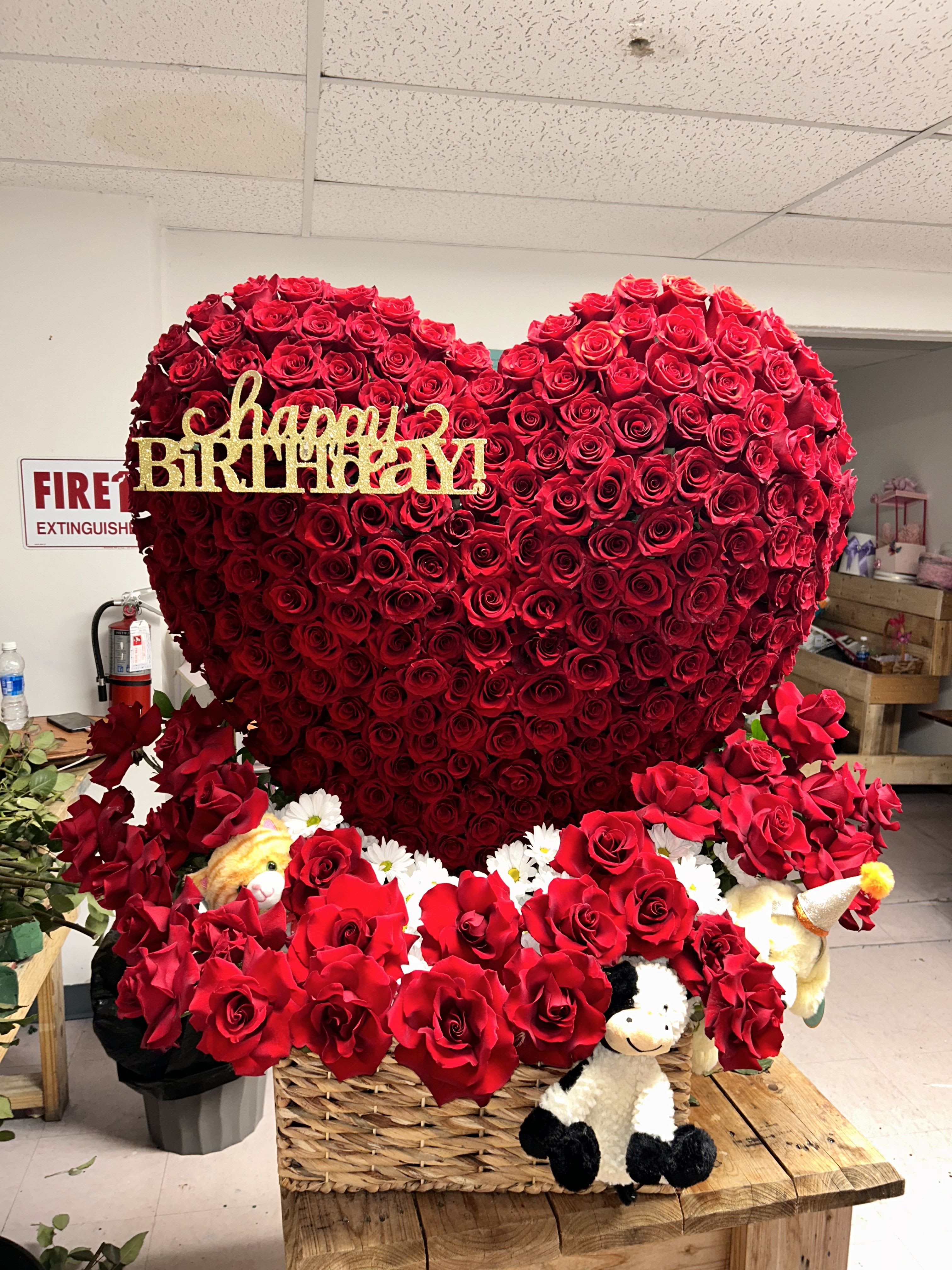 3D Heart - Corazón elaborado en 3D con base, color a eleccion del cliente  3D heart with base, color of the client's choice