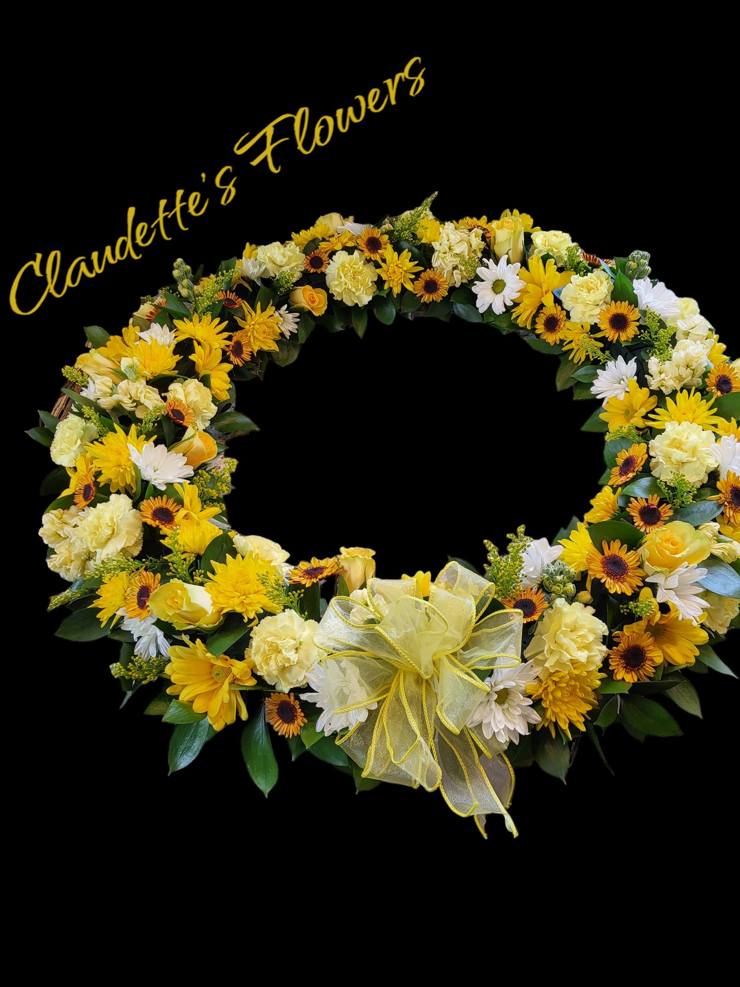 Cremation ring of yellow - Various types of yellows and touches of white fill this large ring.