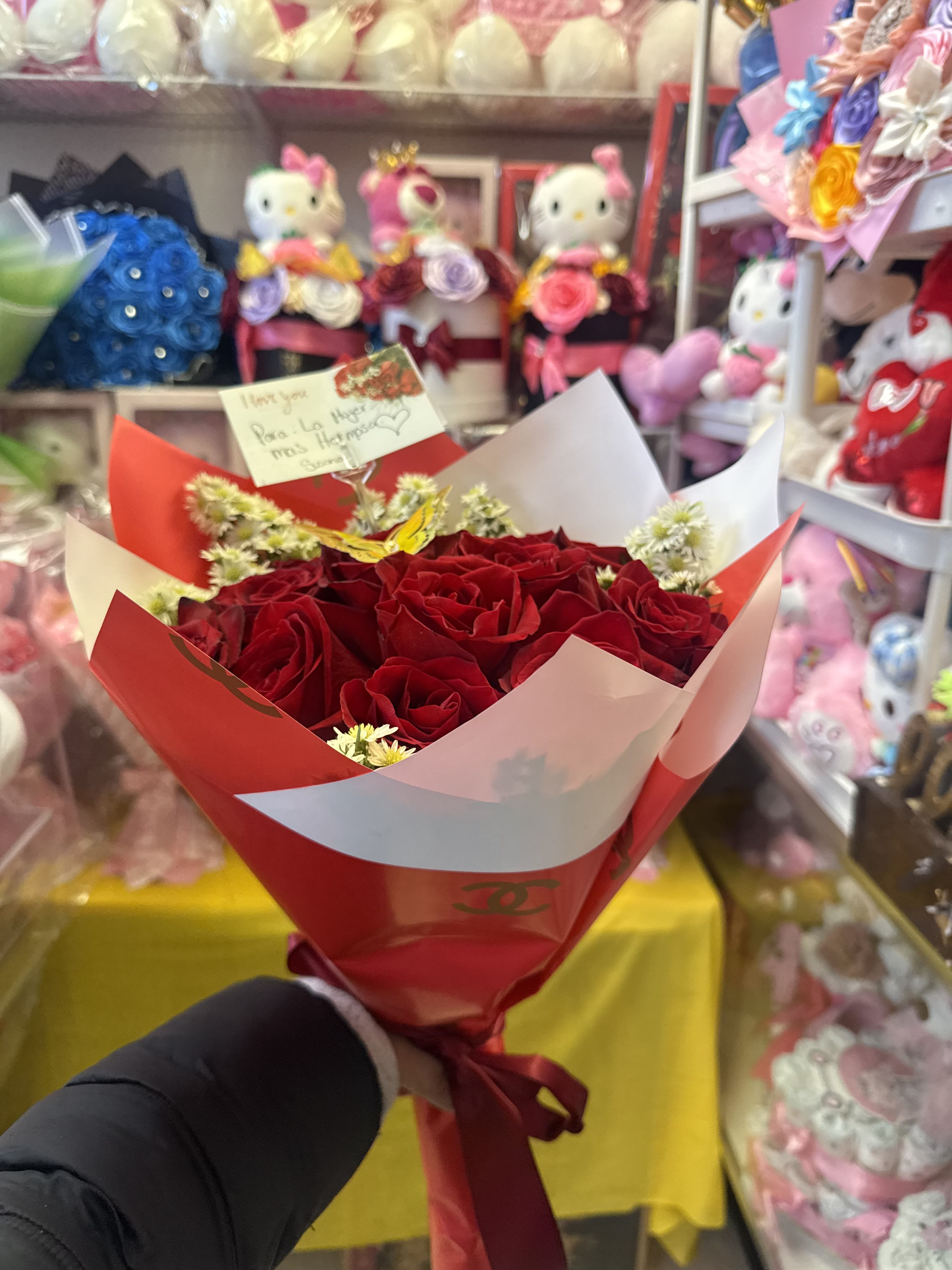 Dozen flowers  - 12 roses 