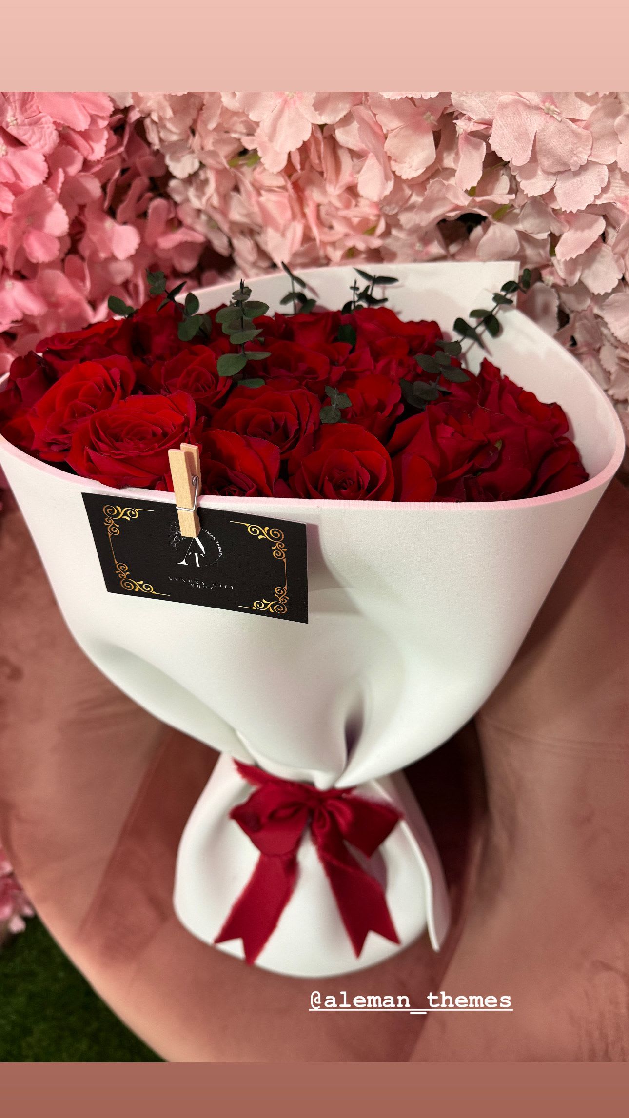 Spring red - 30 roses in a bouquet 