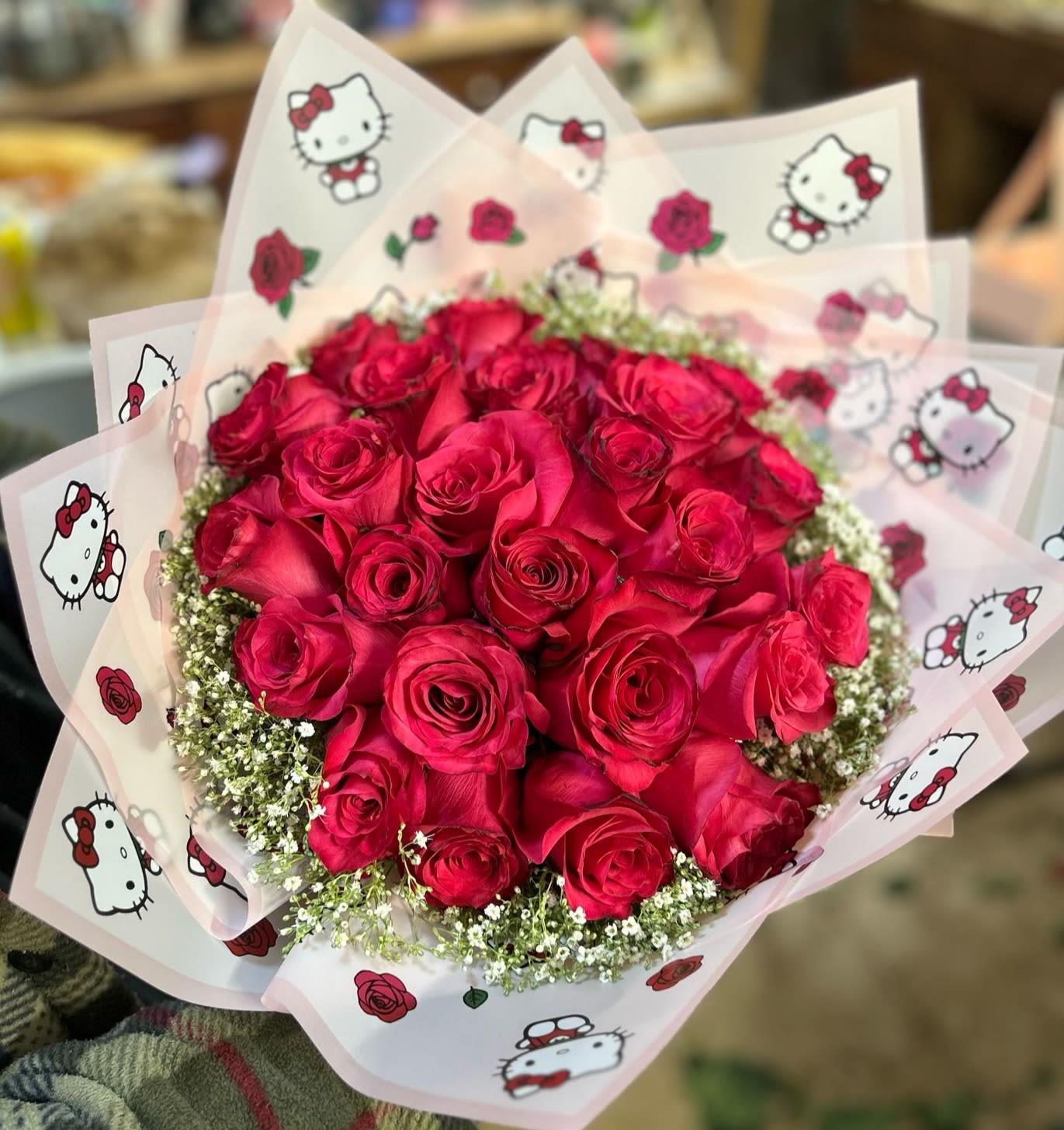 Hot pink buchon  - 25 hot pink roses with gypsophila 