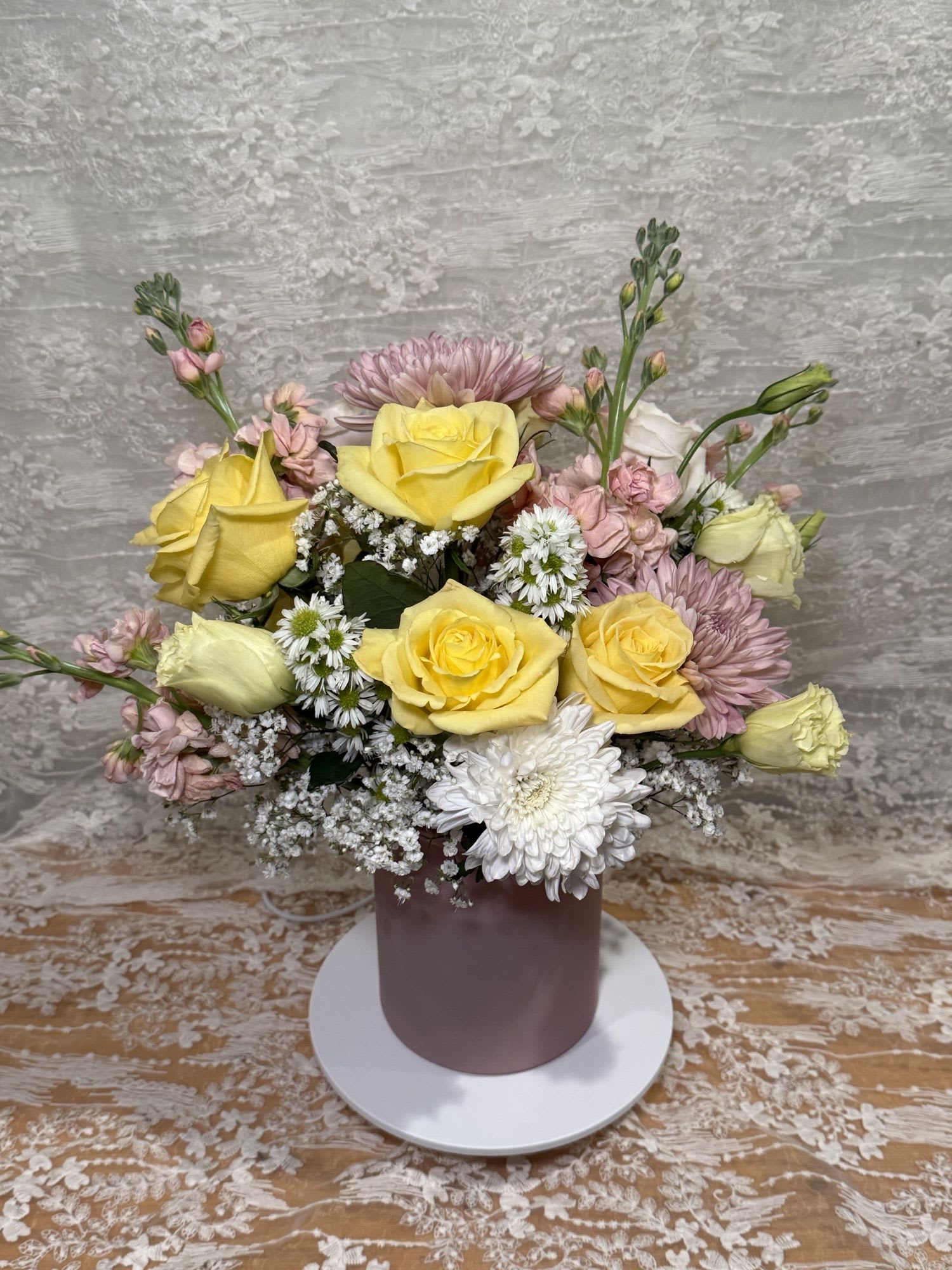 Serenity - Light yellow and peach flowers