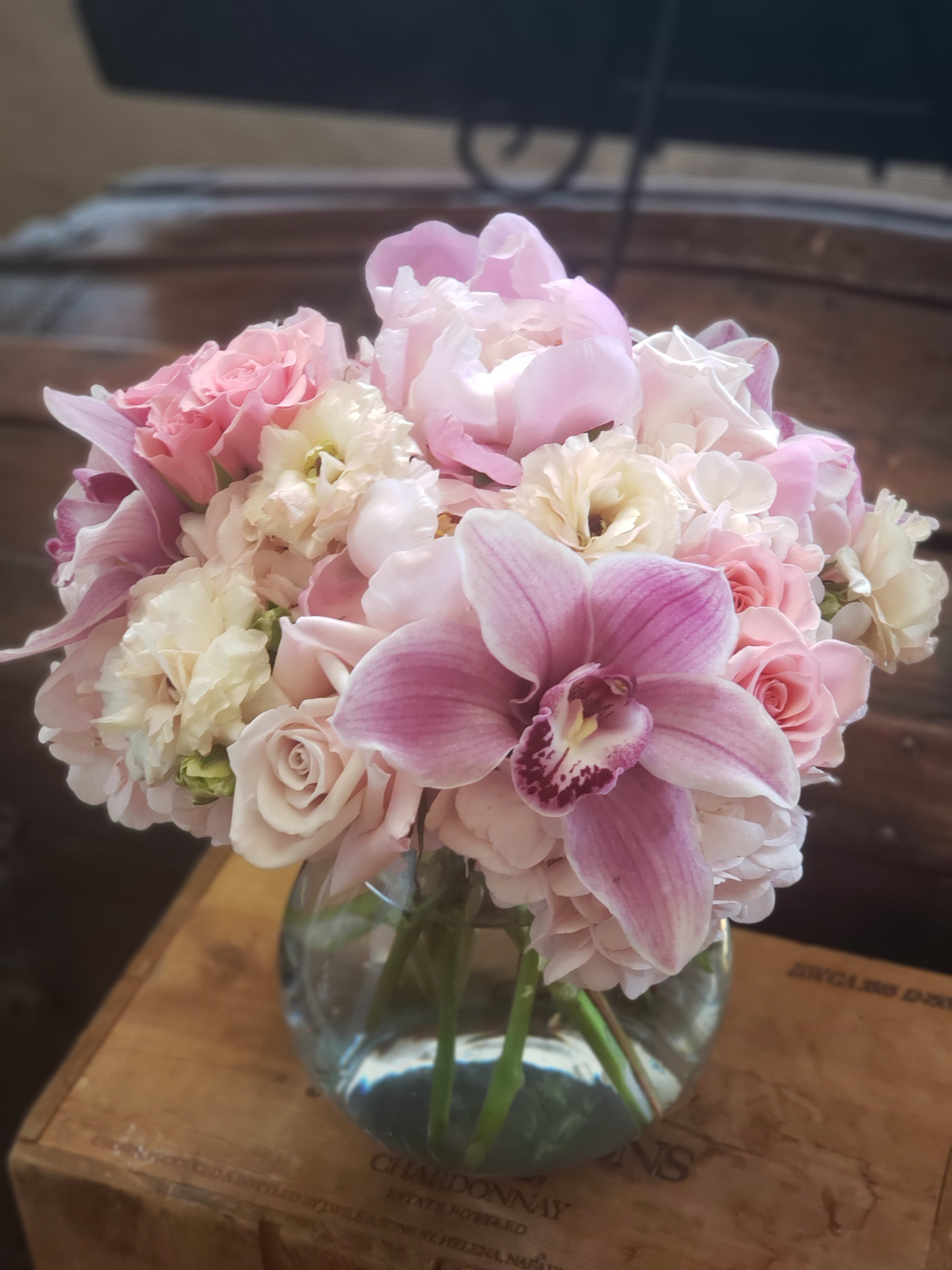 Pale Prettiness - pale pinks and whites for a touching moment