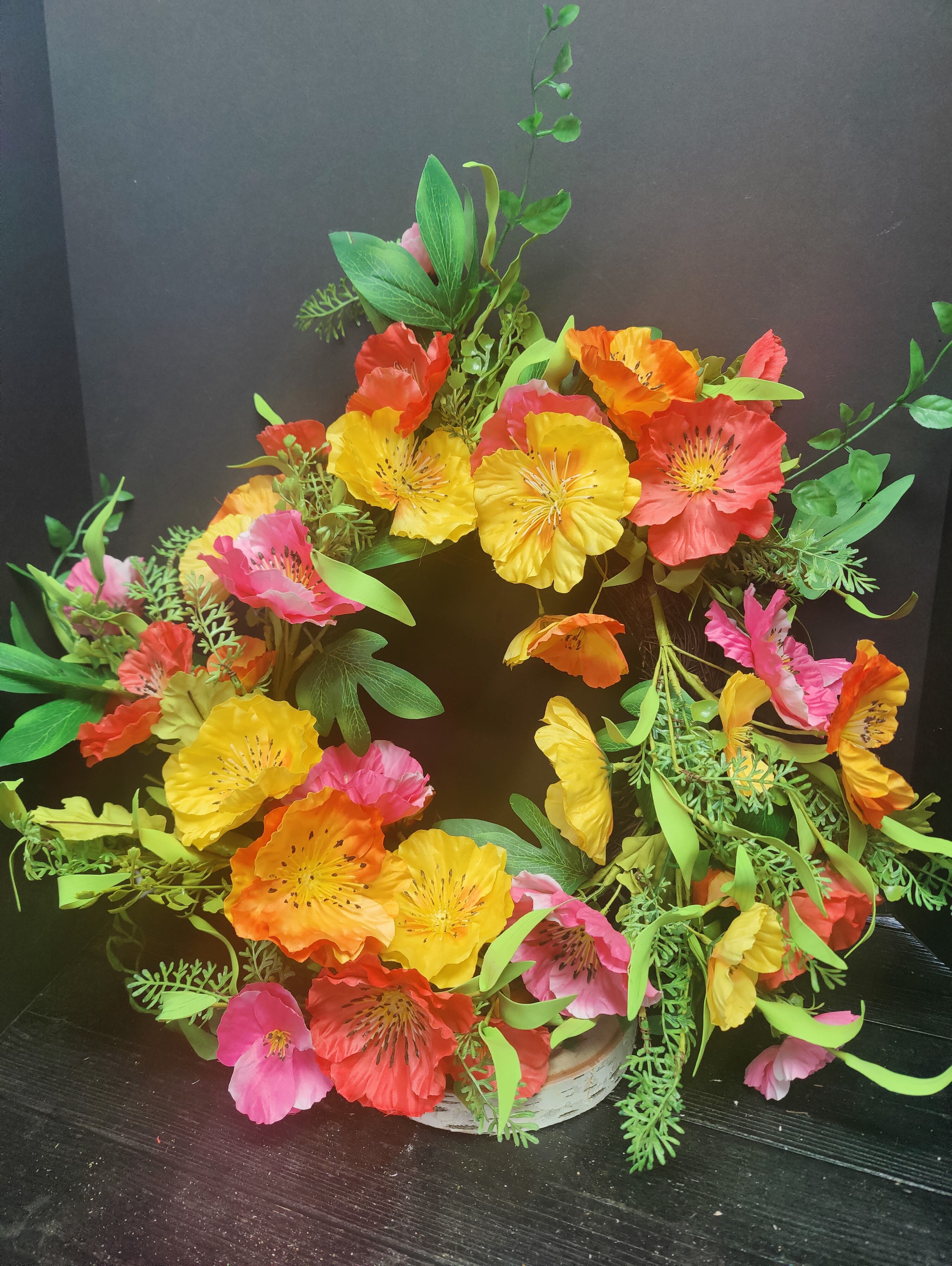 Poppy faux Wreath - A colorful way for any room of your house or your front door.
