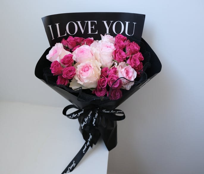 Romantic &amp; Heart‑Melting Roses Bouquet - A blush‑pink dream made of roses — soft, full, and impossibly romantic. Designed to say “you’re loved” in the sweetest way.