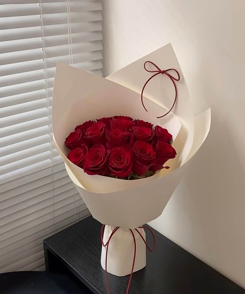 Classic red roses bouquet for your lover - Classic red roses bouquet for your lover