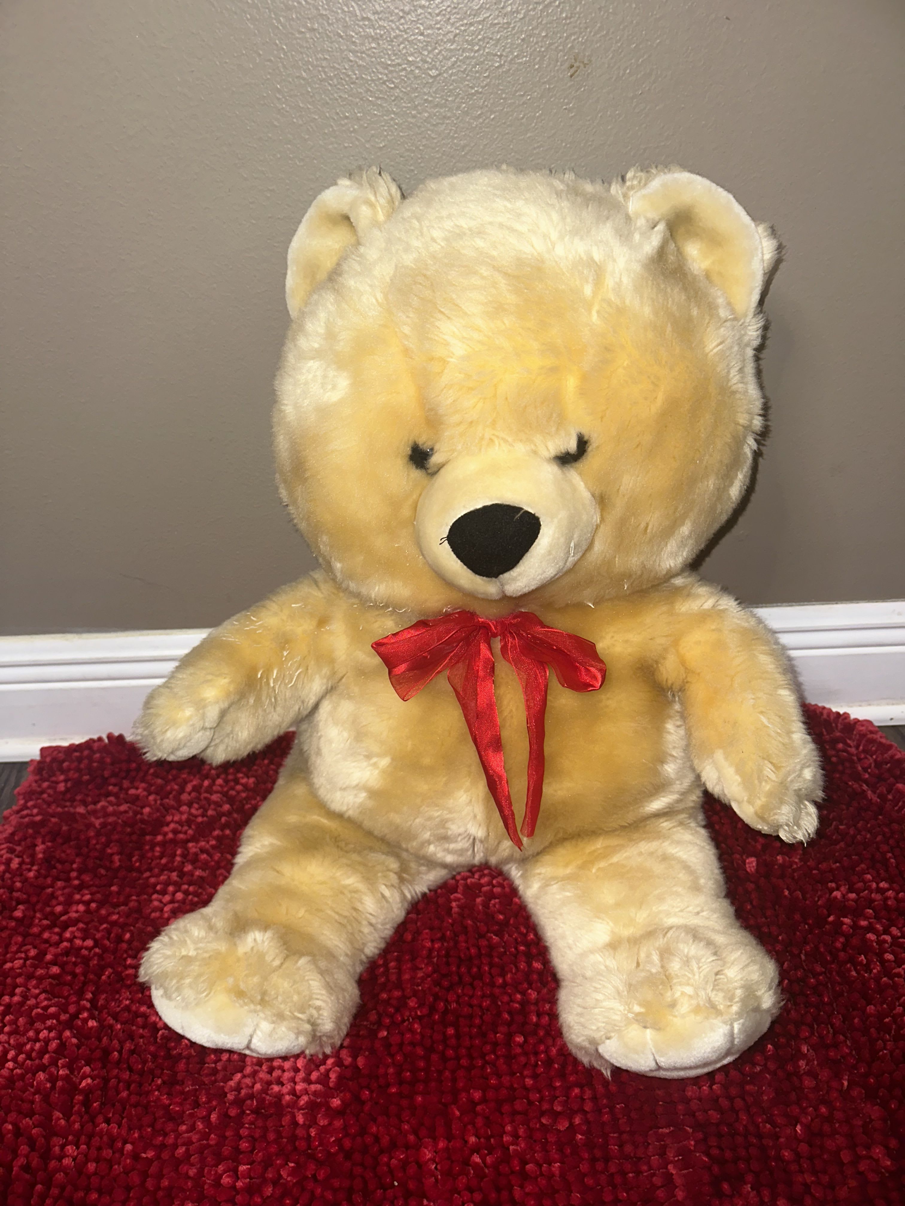 Huge teddy - Large teddy bear