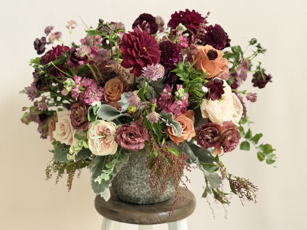 The It's a Valentine's Miracle Arrangement. - A splendid, chic assortment of everyone's favorite Valentine's palettes.  