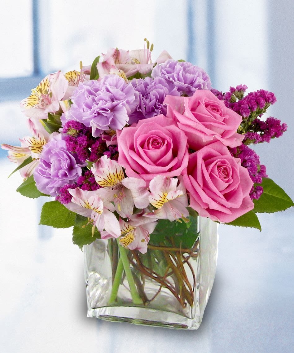 Sweet Embrace - Soft and lush arrangement full of sweetness