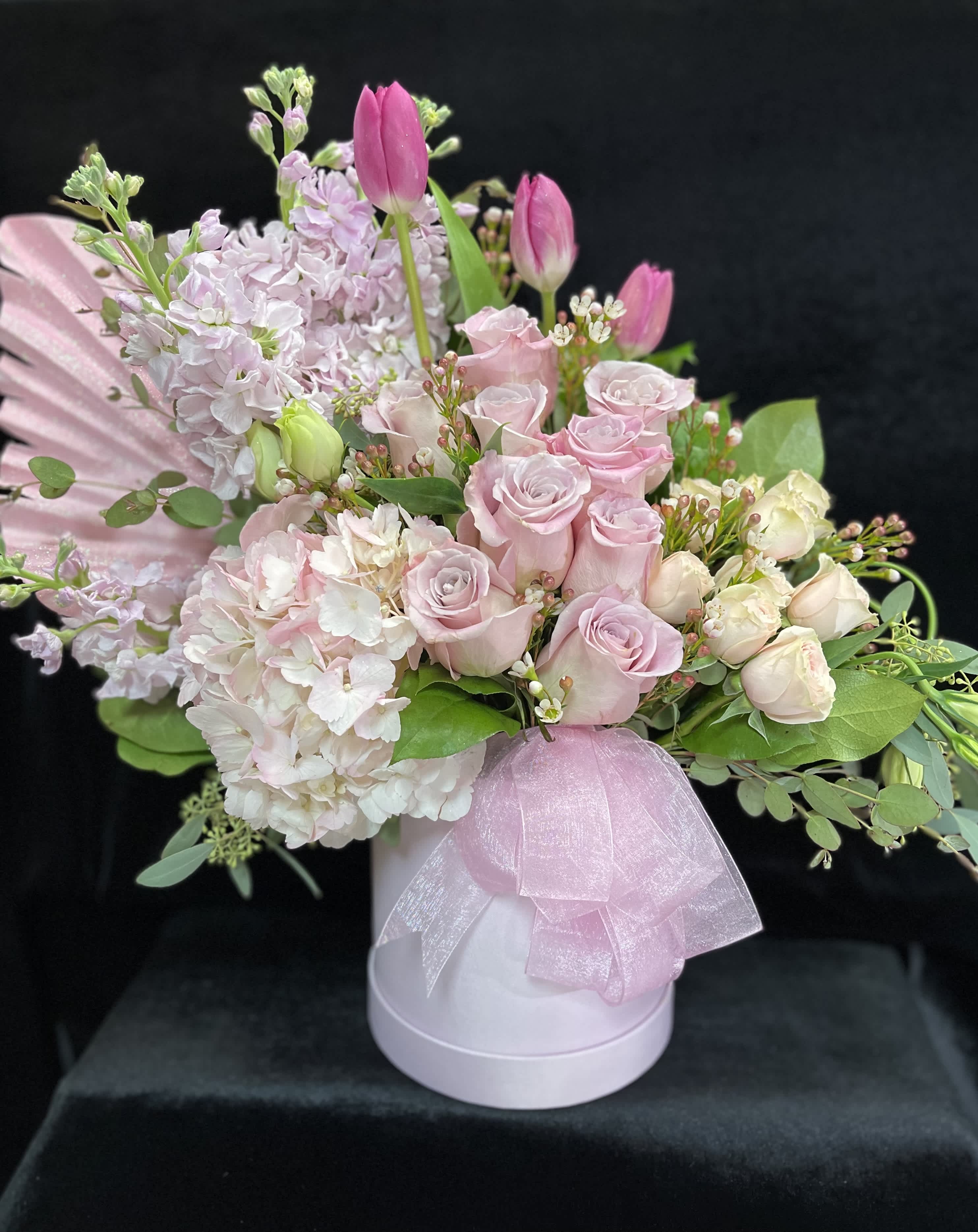 KATIA - SHE'S SO BEAUTIFUL AND I TELL HER EVERYDAY...... BUT EVERY TIME SHE ASK ME ,DO I LOOK OK? I SAY "JUST THE WAY YOU ARE.......I LOVE YOU .  