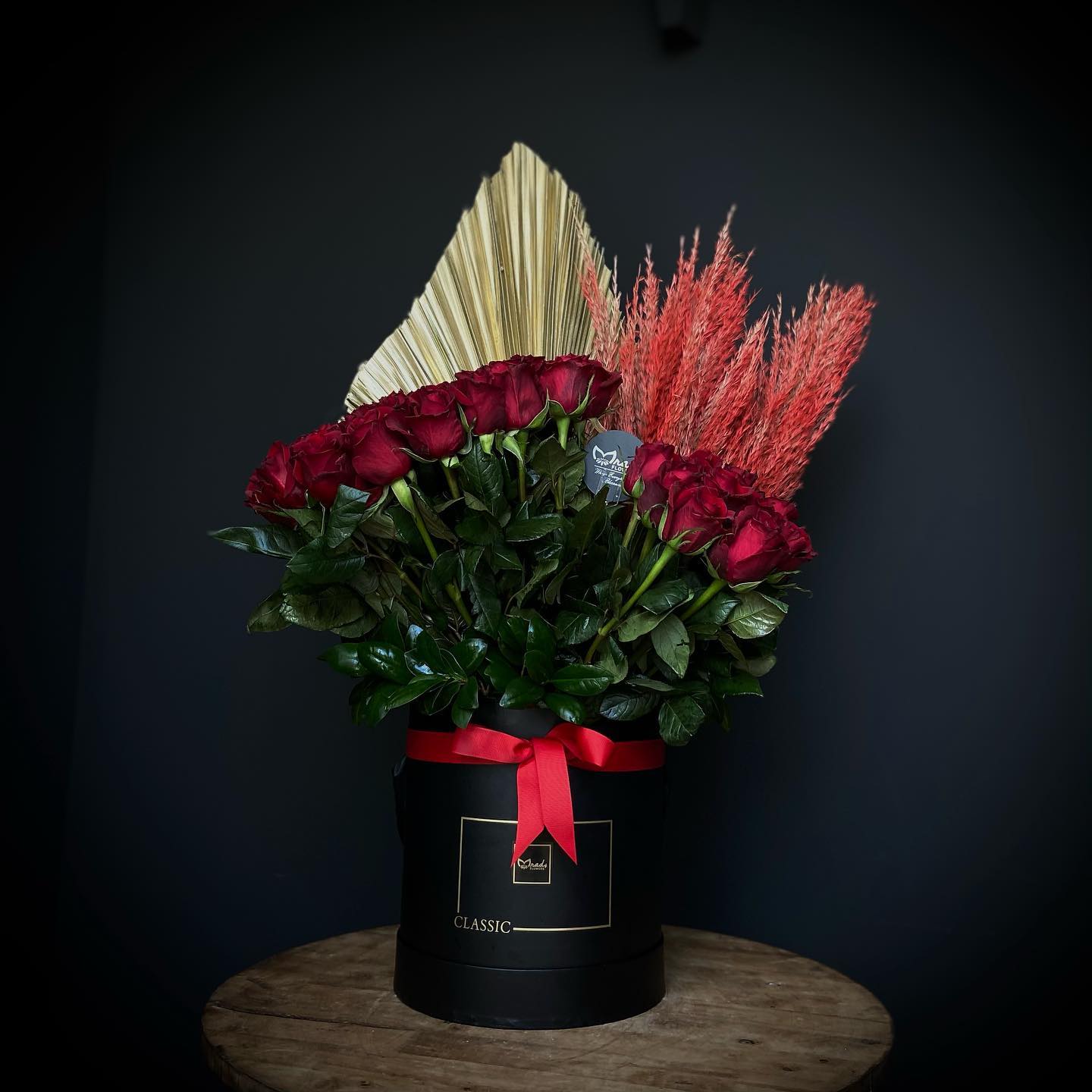 Classic Love - 2 dozen red roses