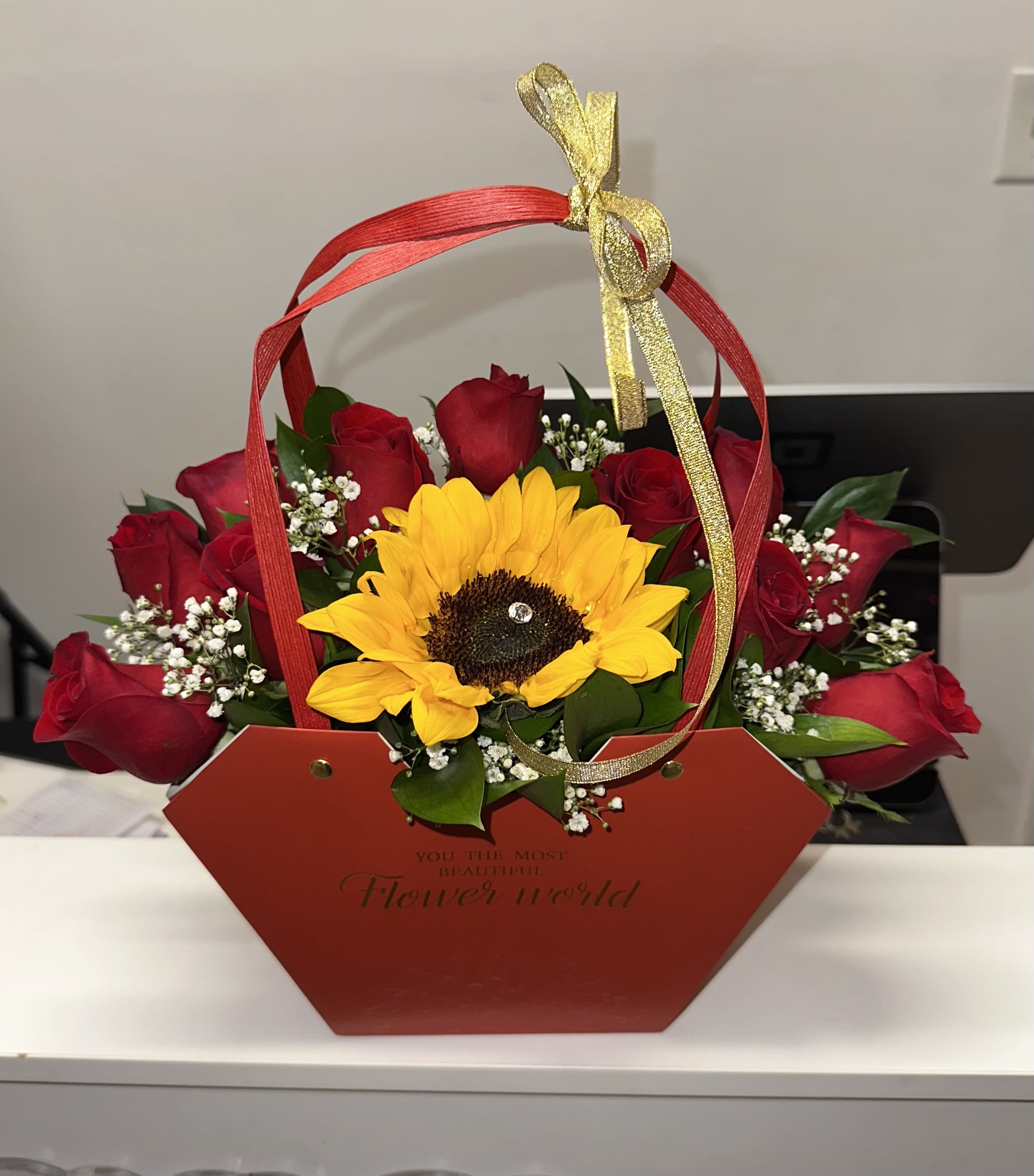 wallet of roses and sunflowers  - wallet of roses and sunflowers 