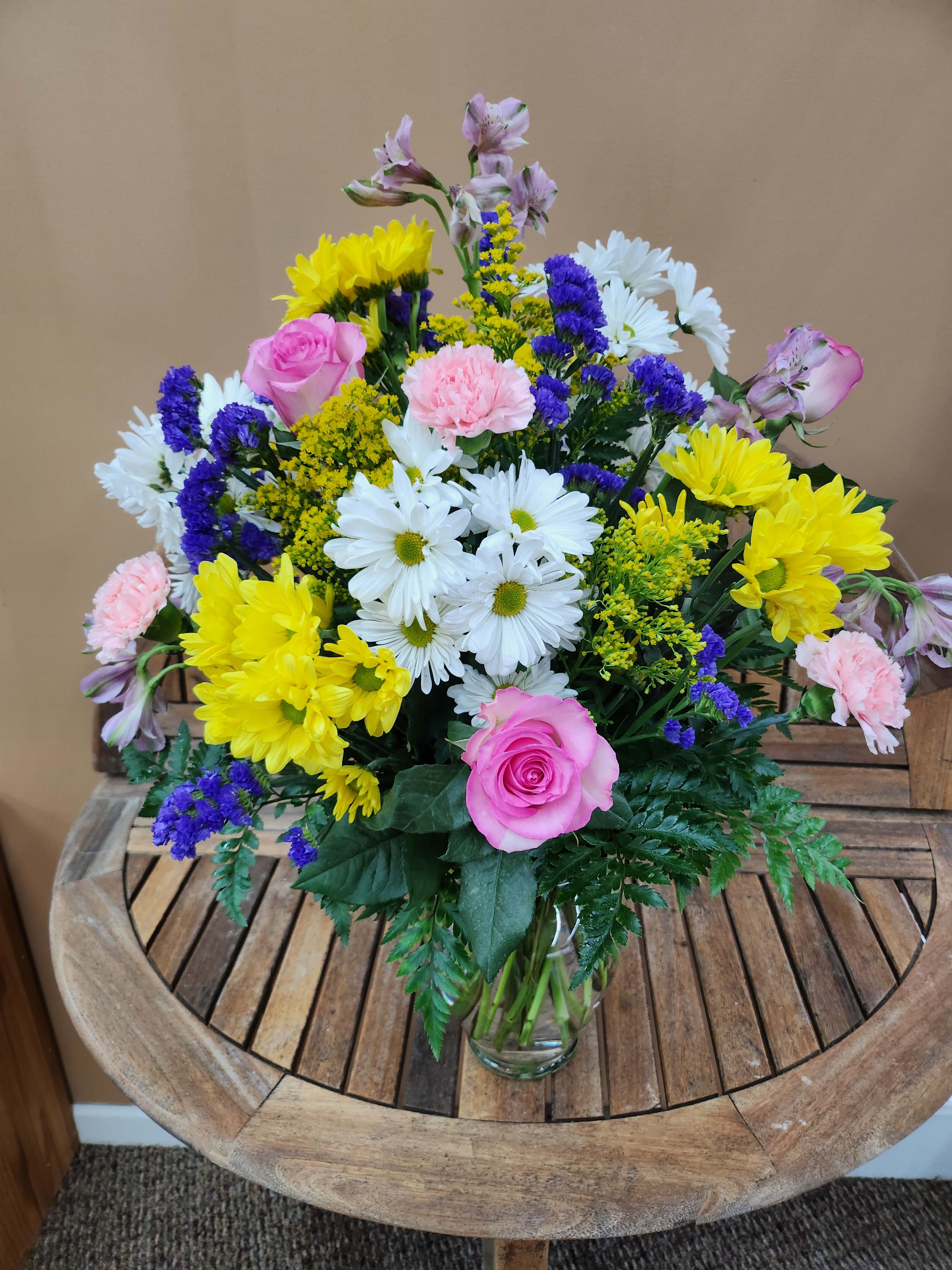 Plentiful Blooms - Spring mix of assorted flowers