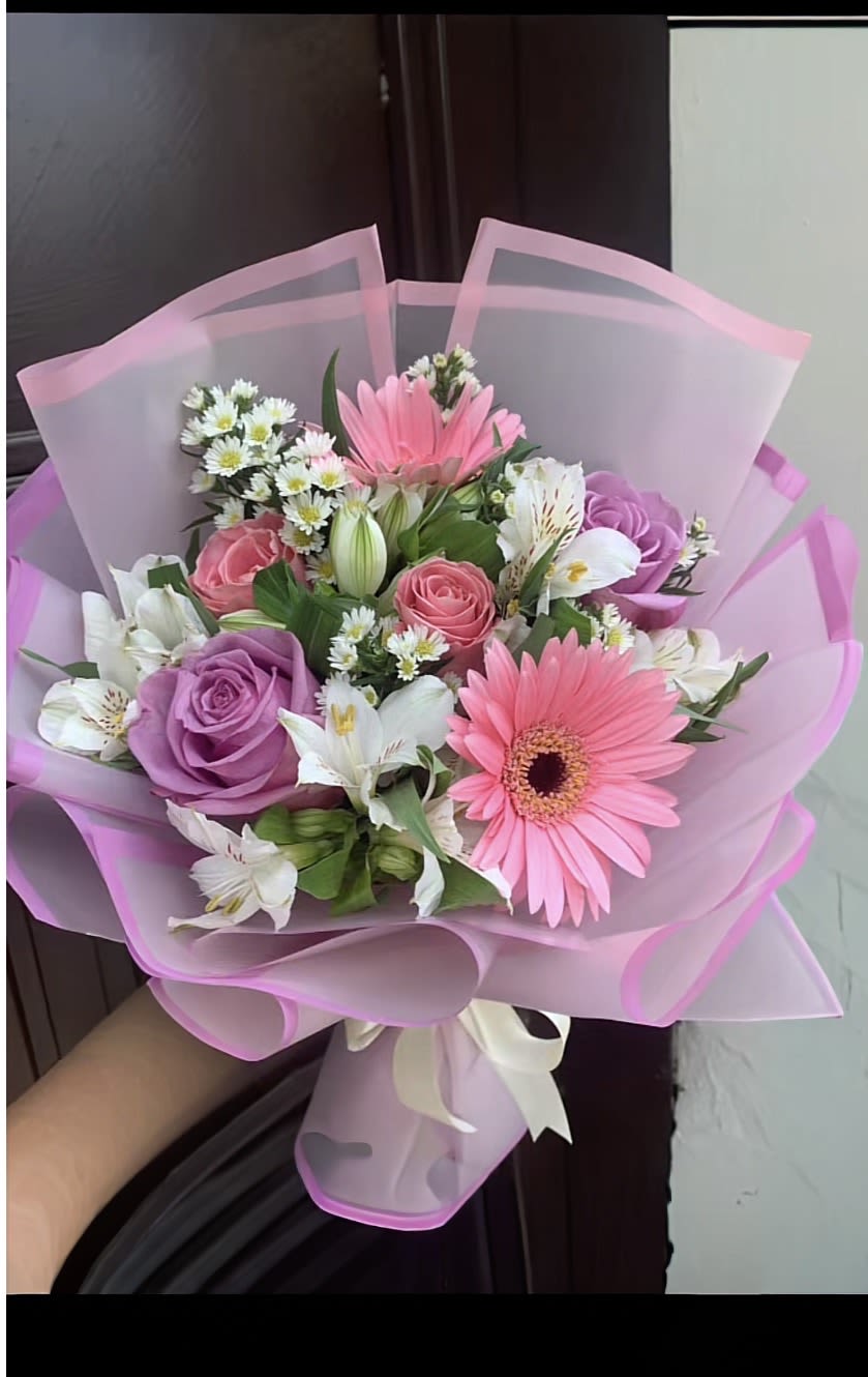 pink bouquet - small pink bouquet 