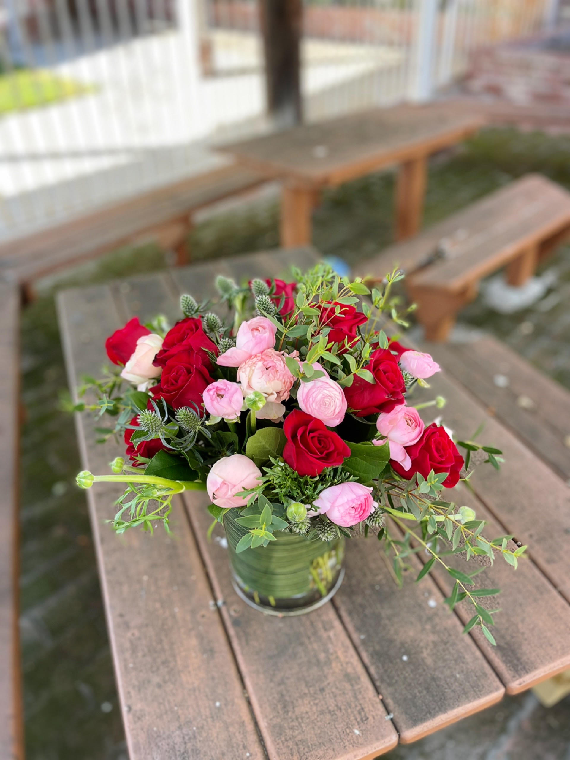Love - - 8 Red Roses  - 6 Ranunculus - 6x8 Inches Cylinder Vase