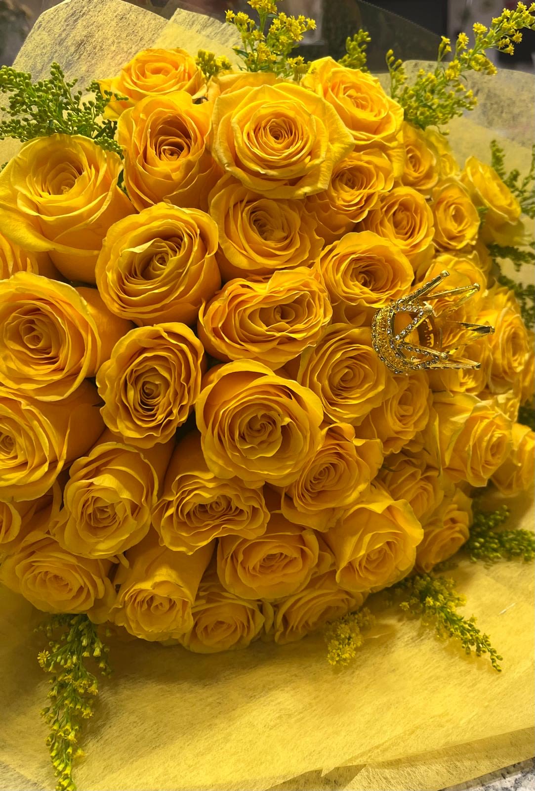 50 premium  Yellow Roses - Made of 50 Yellow Roses , this especial ramo buchón it’s a great gift can be up grade 100, or 200 Roses 