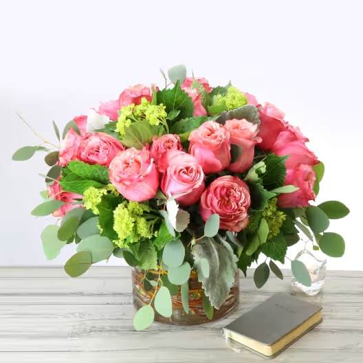 Absolutely Stunning (DB) - Prepare to be captivated by the sheer beauty and contemporary elegance of the "Absolutely Stunning" modern floral arrangement. This mesmerizing composition features a breathtaking combination of pink roses, green hydrangeas, and premium greens, including eucalyptus