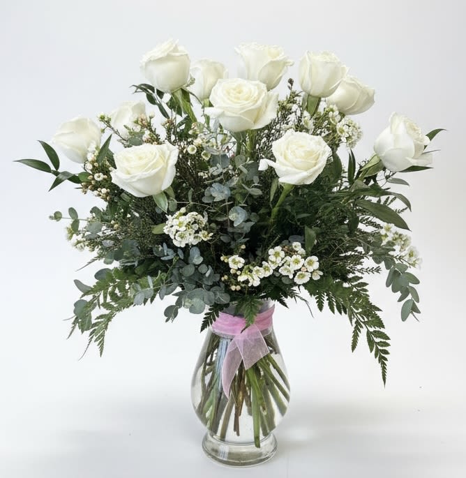 Classic Dozen White Roses in Vase - A Dozen white roses in vase.