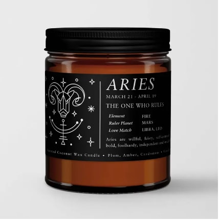 Zodiac / Birthday Candle I Aries (March 21st-April 19th) - Zodiac candles are the perfect gift all year round. These zodiac candles feature a unique scent for each element group.  The scents 1. Fire signs (aries, leo, sagittarius): a mix of strong and seductive aromas, passionate dark plum is paired with inspiring sea salt and elements of bold, musky amber.  2. Earth signs (taurus, virgo, capricorn): uplifting notes of fresh greens with mossy wood, rosemary and eucalyptus. 3. Air (gemini, libra, aquarius): appealing blend of tart currant with sweet lemon peel and spicy geranium, juniper and peppermint.  4. Water (cancer, scorpio, pisces): sensual notes of sea minerals of balanced with alluring light musk and amber.  Expect the best. We hand-pour every candle in our california studio and strictly use the finest quality ingredients. The result is a premium scented candle that burns cleaner, longer and stronger, for truly room filling aromas.  Natural coconut-apricot wax blend Aroma oils that are free from carcinogens, reproductive toxins 