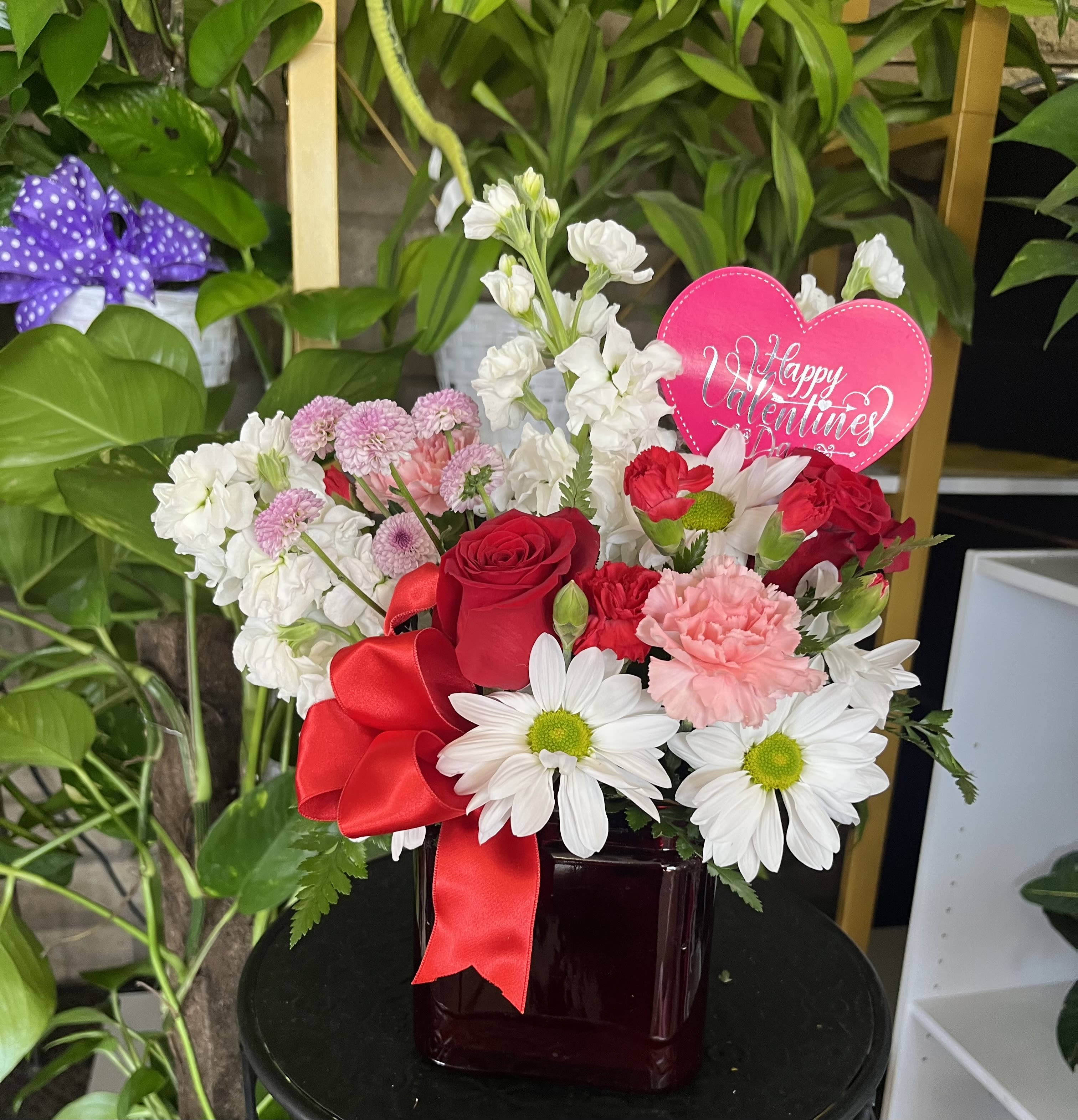 Valentine Cube  - Fresh flowers in cube setting 