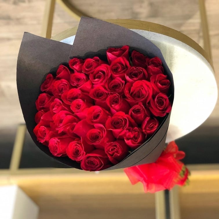 Red love - All Red Rose's 