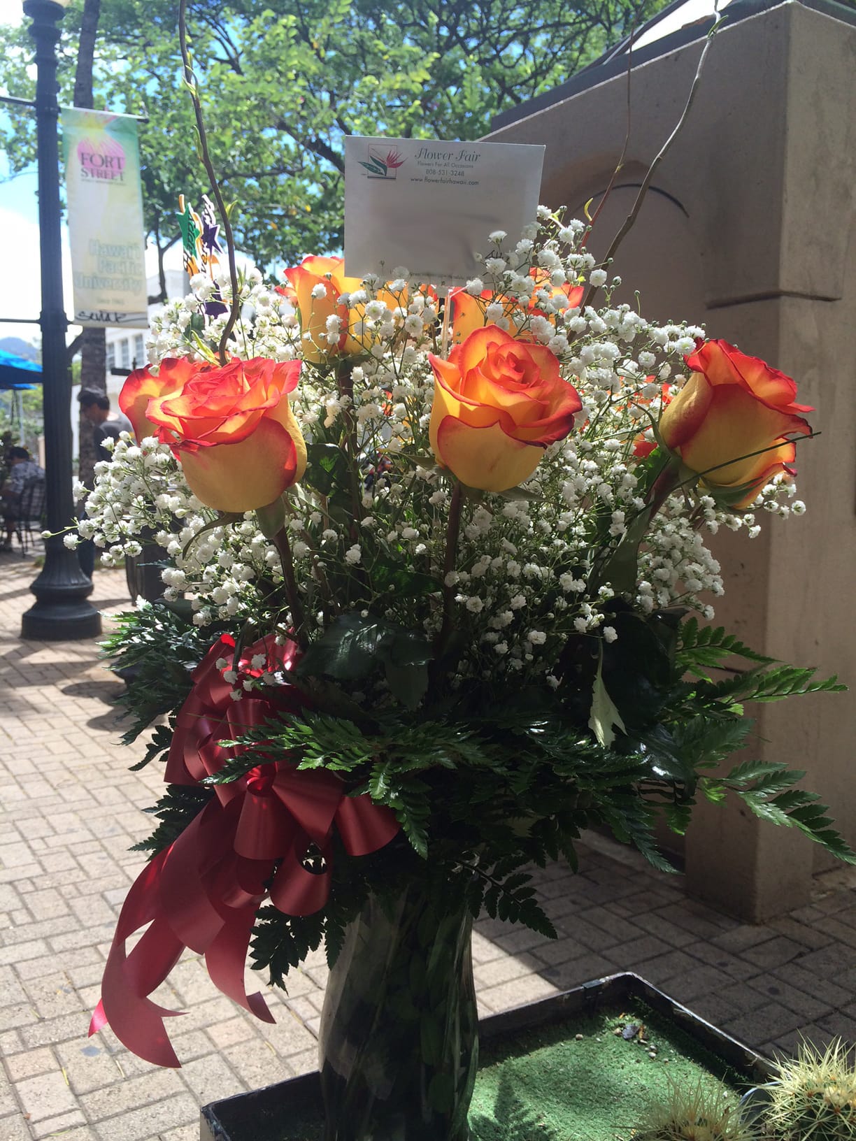 Dozen Roses Bouquet in Vase BV07501 - Dozen roses with baby's breath. Available in other color roses. 