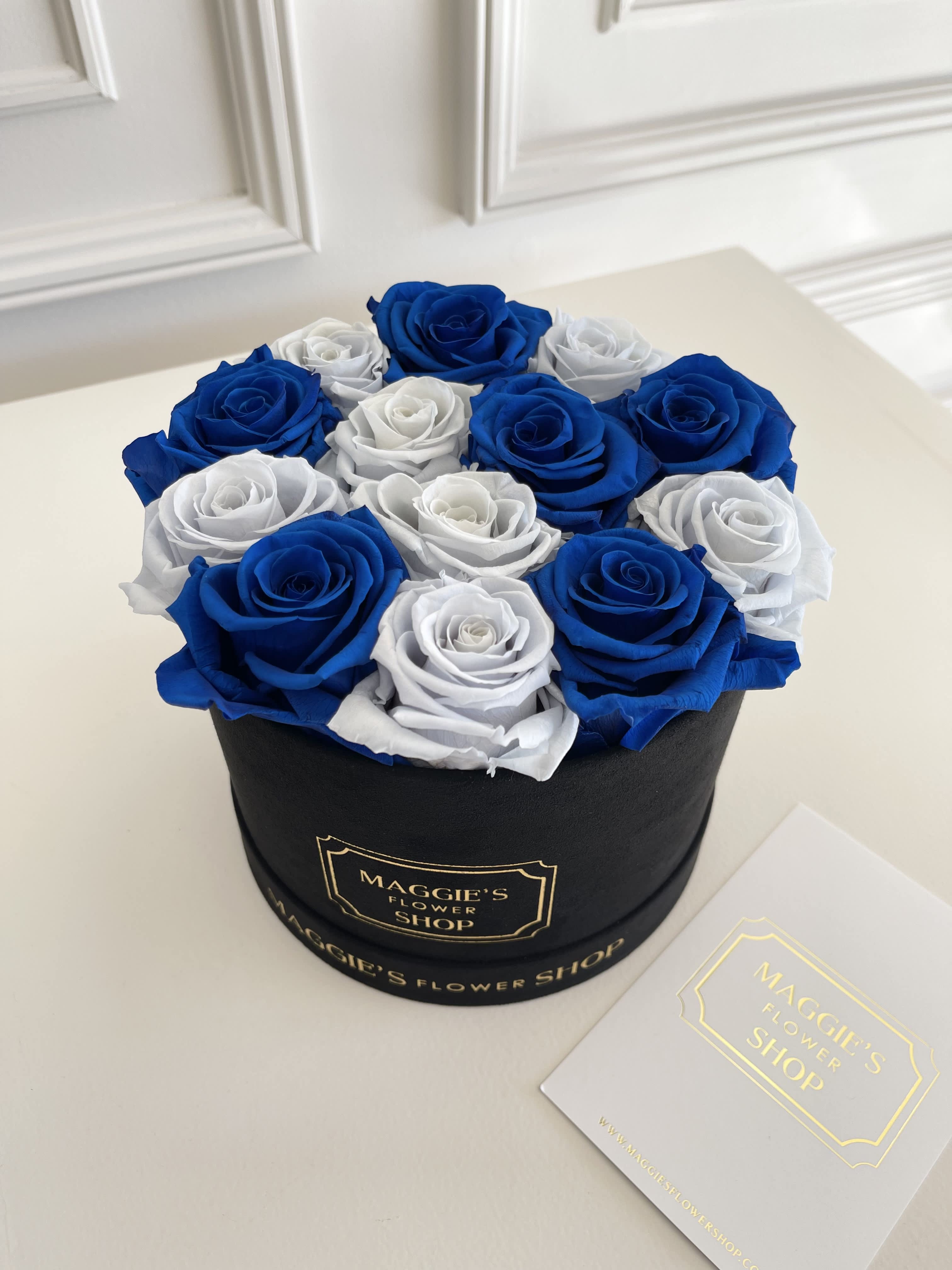 MFS Eternity Roses (vintage/royal blue) Mini Box - MFS Eternity Roses   Real roses that can last up to 3 years.   Signature box   Mini box has approx 12 roses