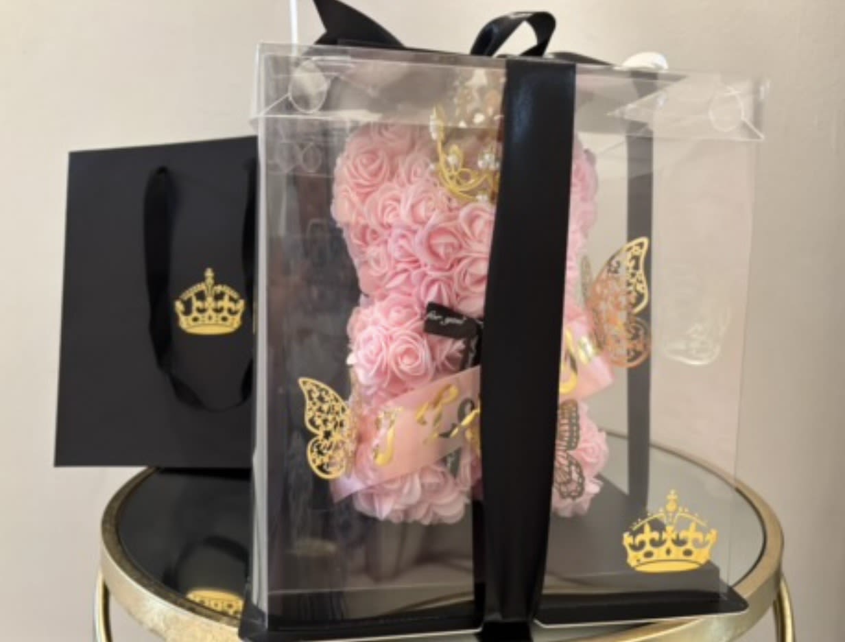 Foam Bear with clear box - beautiful bear of foam roses this gift will be transported in a box , perfect for any occasion Available in Red, Pink, Purple, Black , grey , white  and Blue.