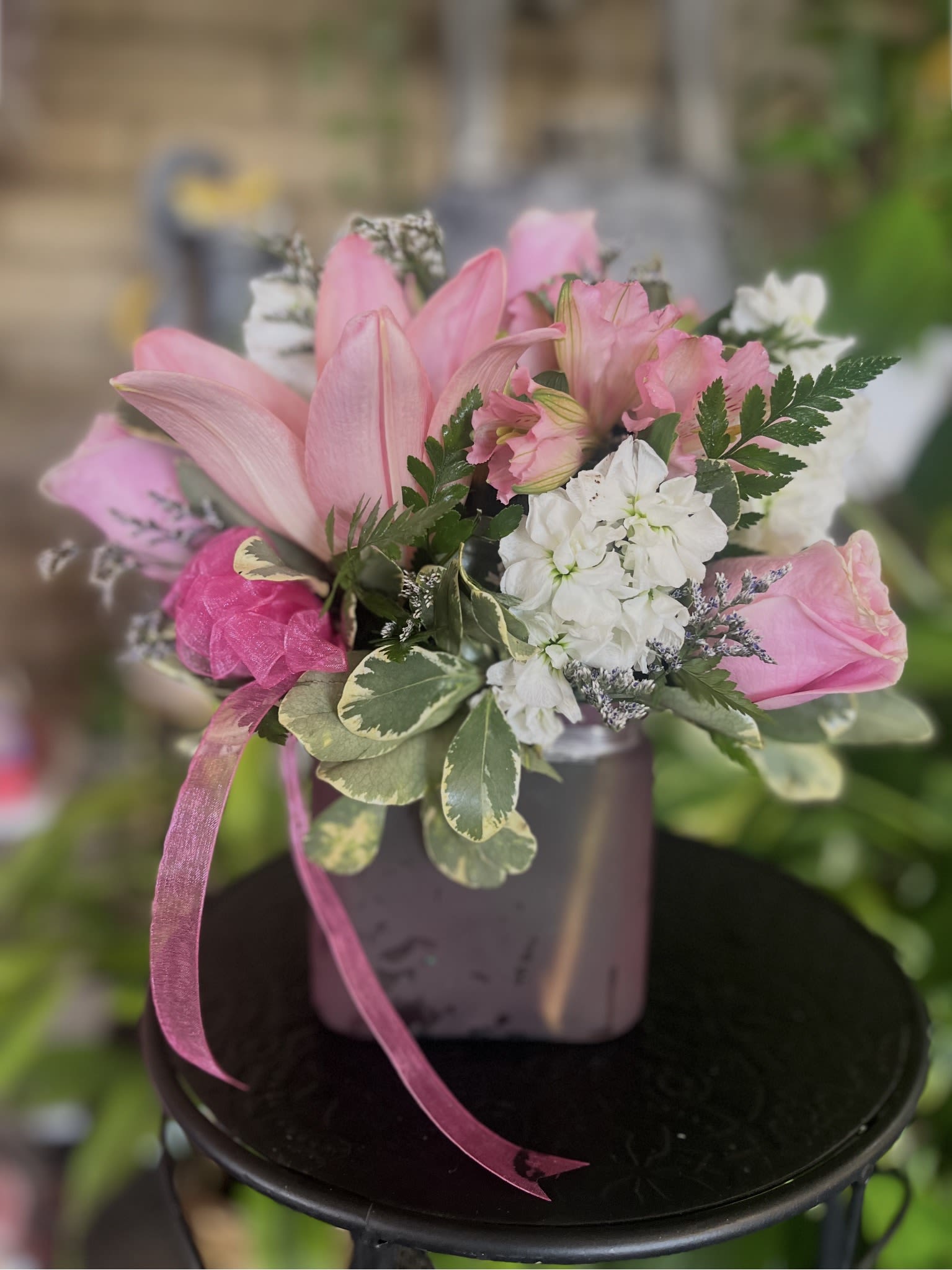  Cube of Love - fresh flowers in cube 