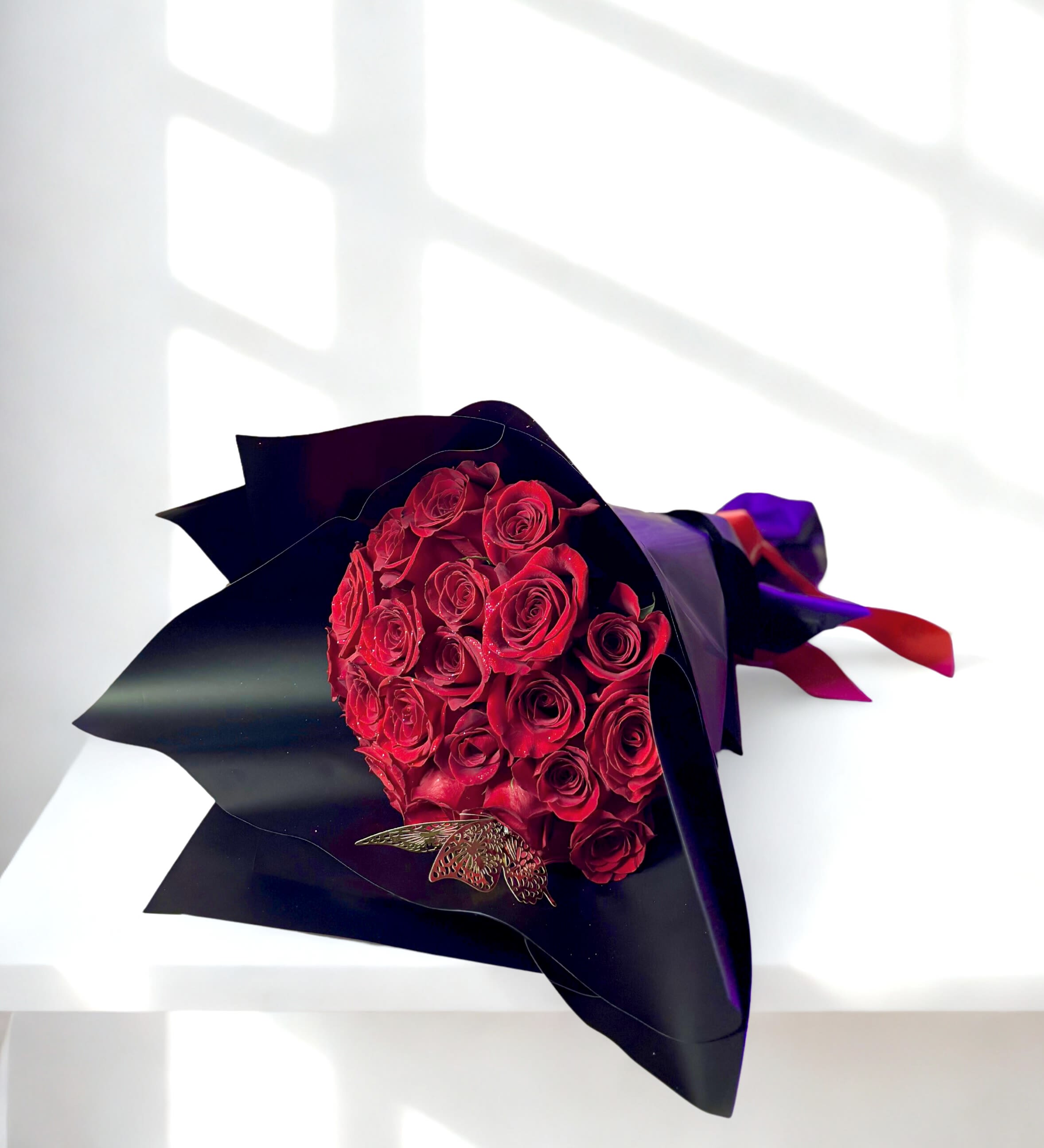 24 Red roses Bouquet - 24 red roses simply and elegant 