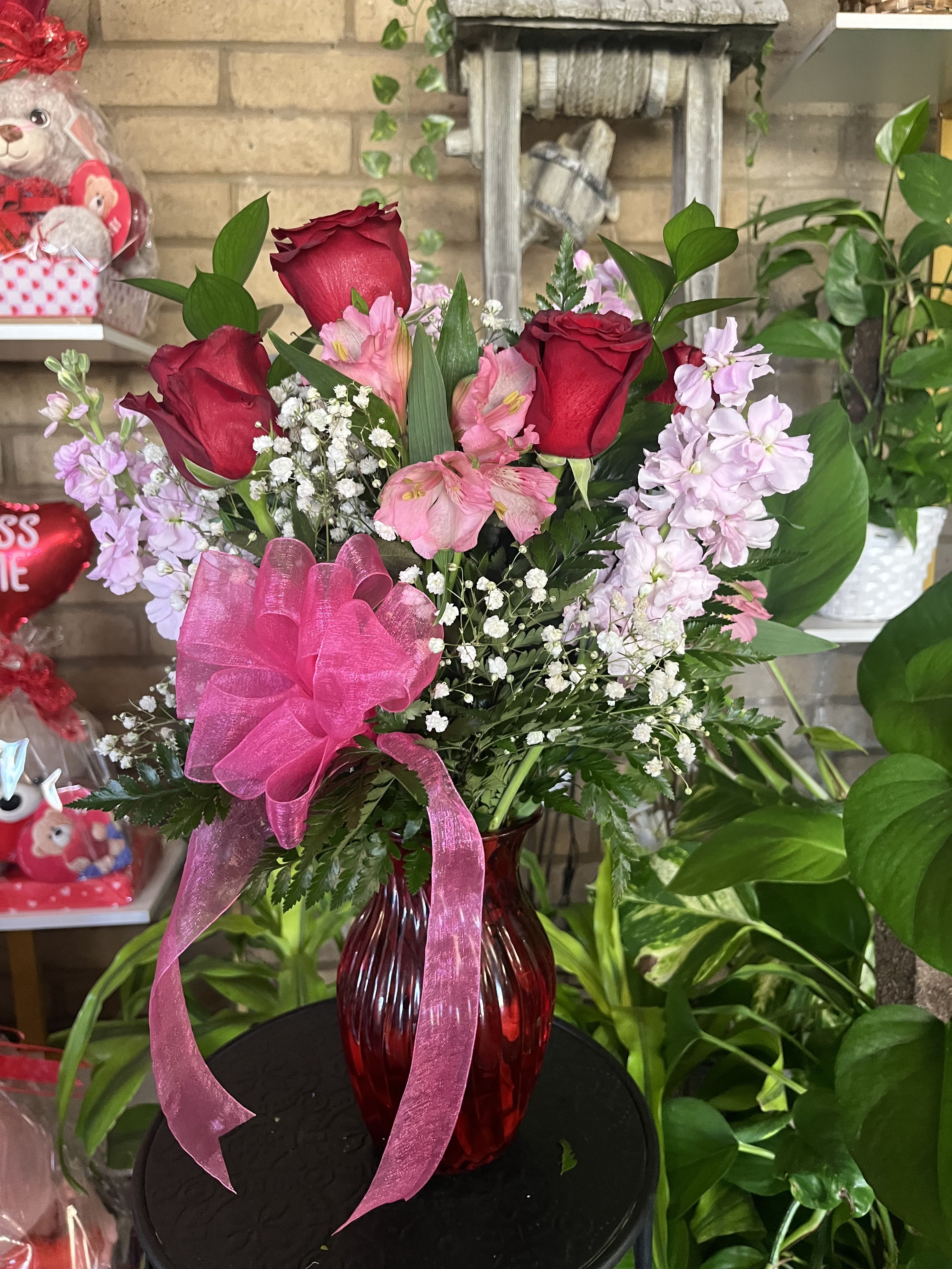 More Pink  - Fresh flowers in vase 