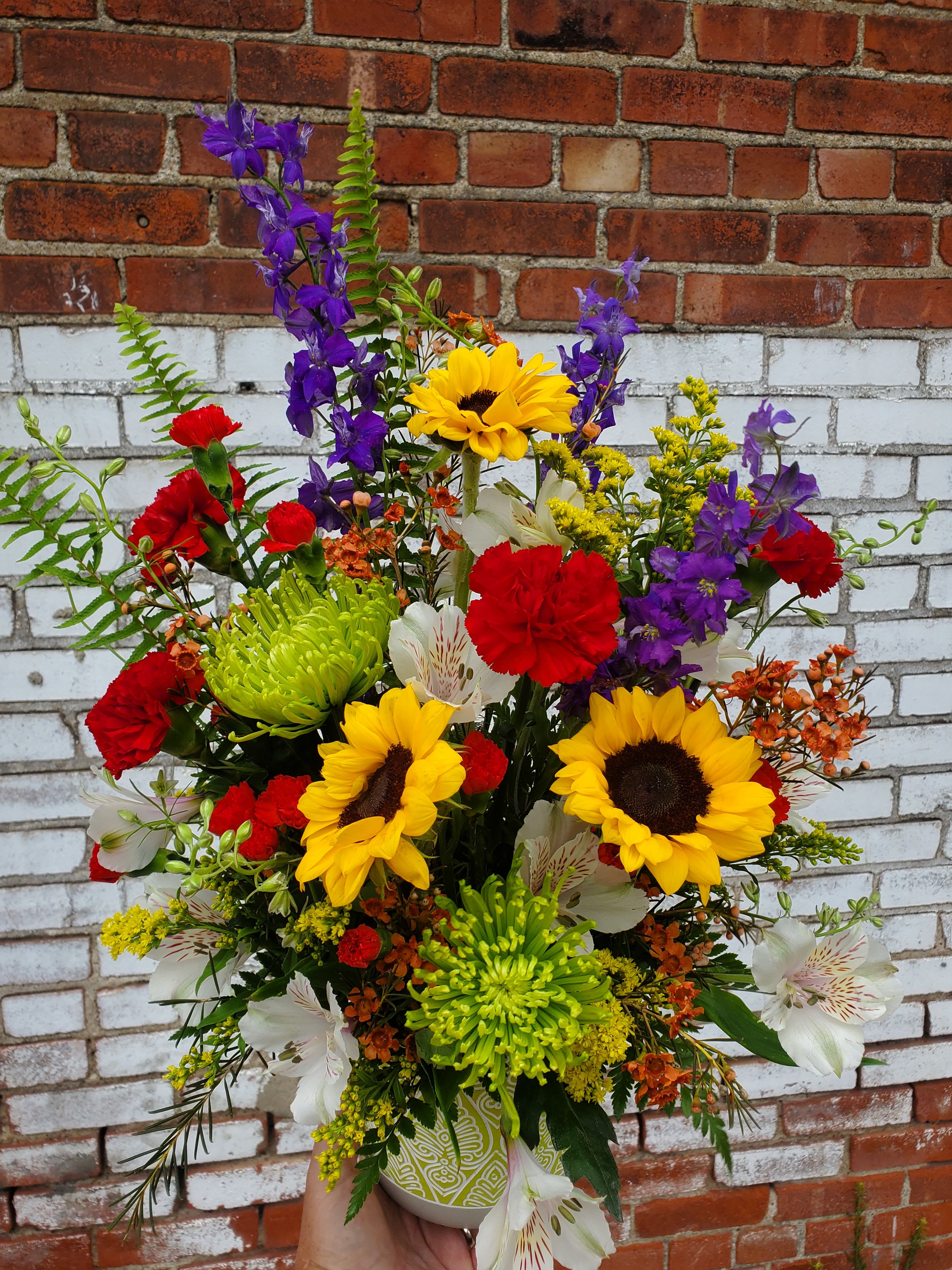 Designers Choice Seasonal  - The arrangement will be craftfully selected in accordance to seasonal availability.