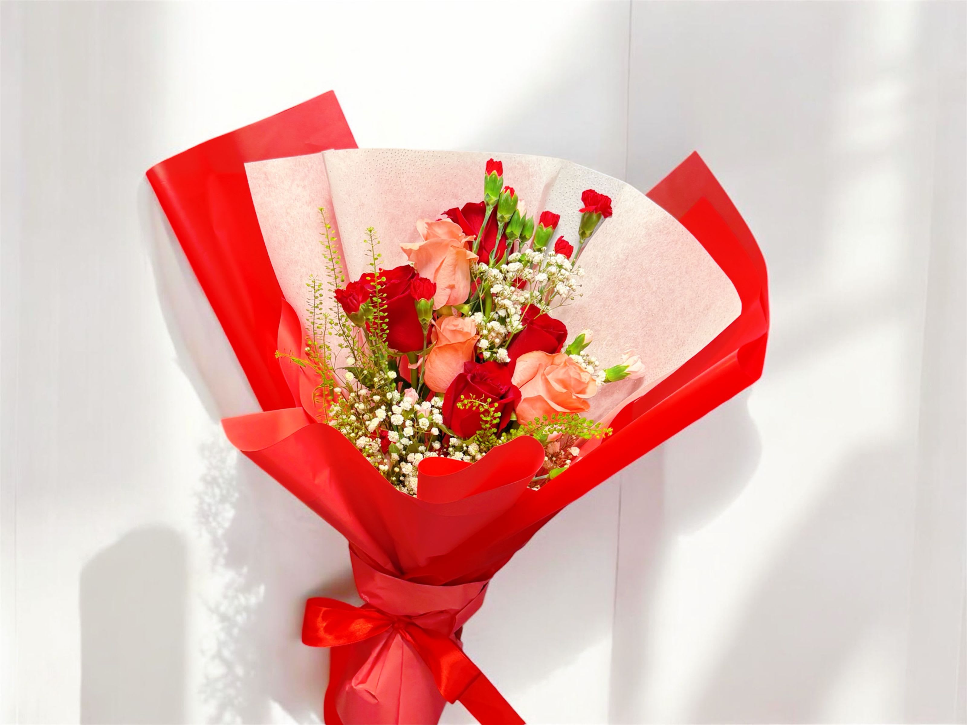 Premium pink and red roses bouquet - Premium pink and red roses bouquet