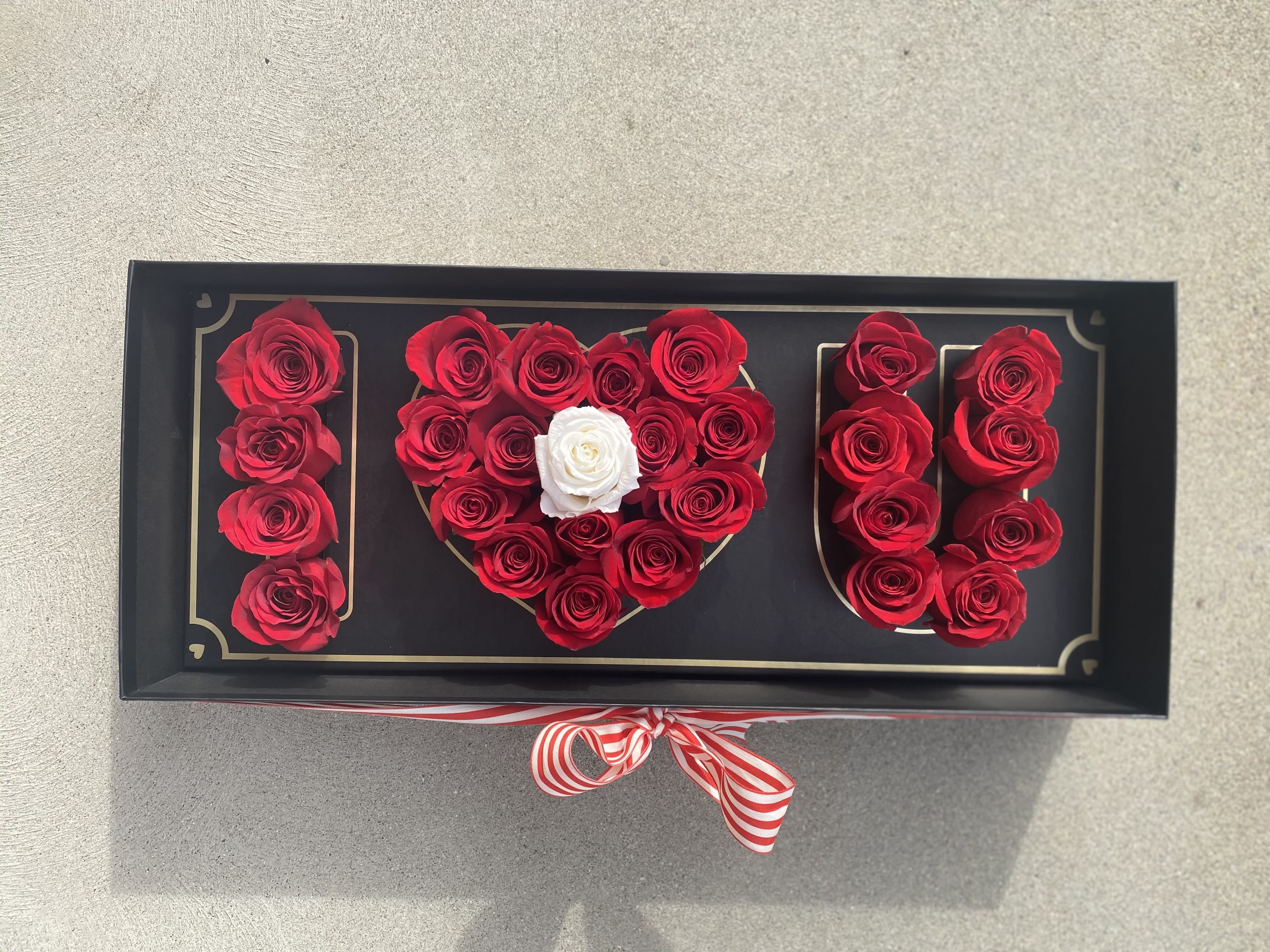 I love you  - I ️U box of Fresh 2 doz red roses and one white rose 