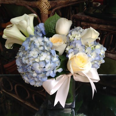 Daylight - Graceful and versatile arrangement of roses, hydrangea, and callas. Perfect for many occasions and holidays.