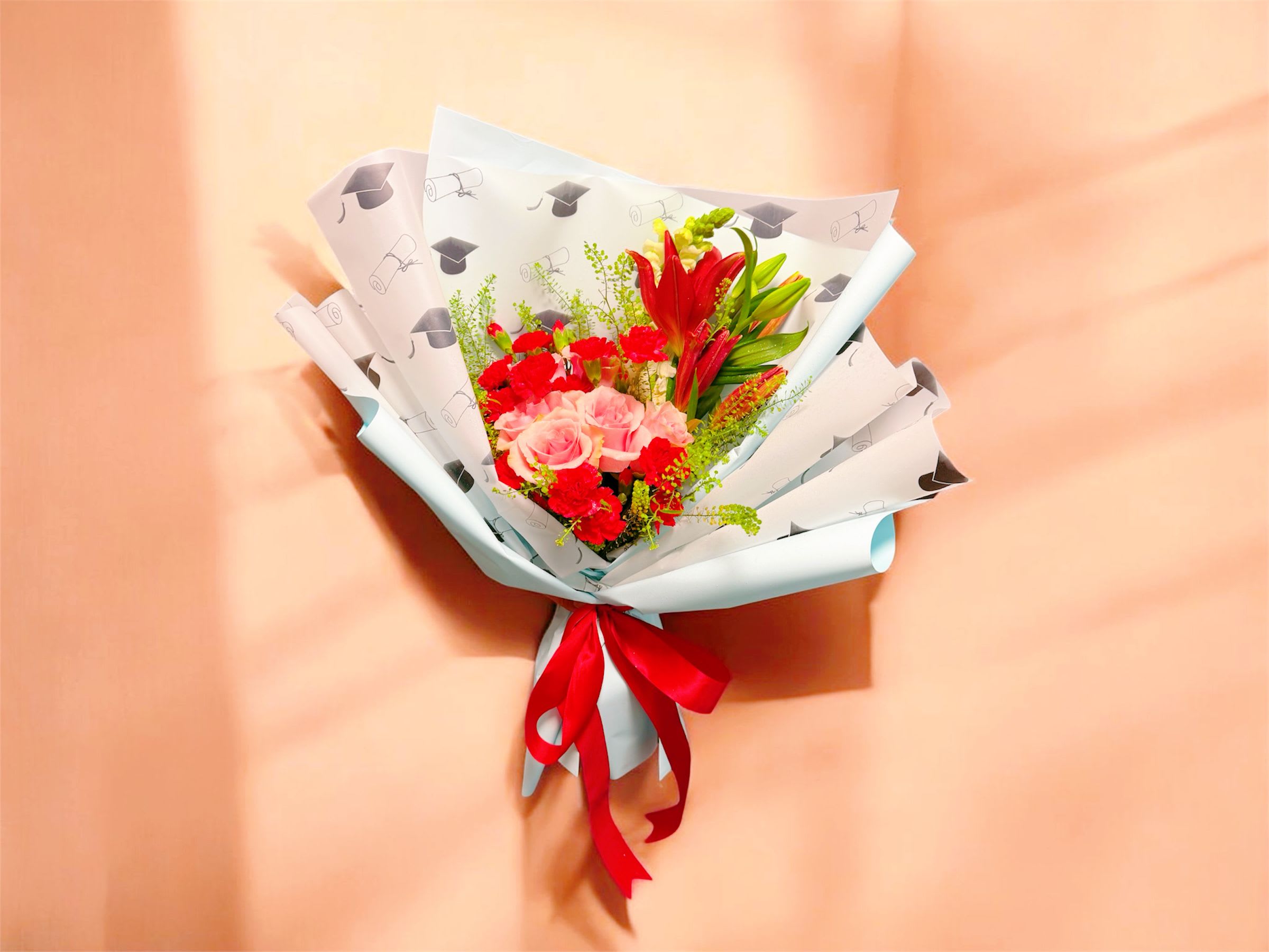 Roses graduation bouquet - Roses graduation bouquet