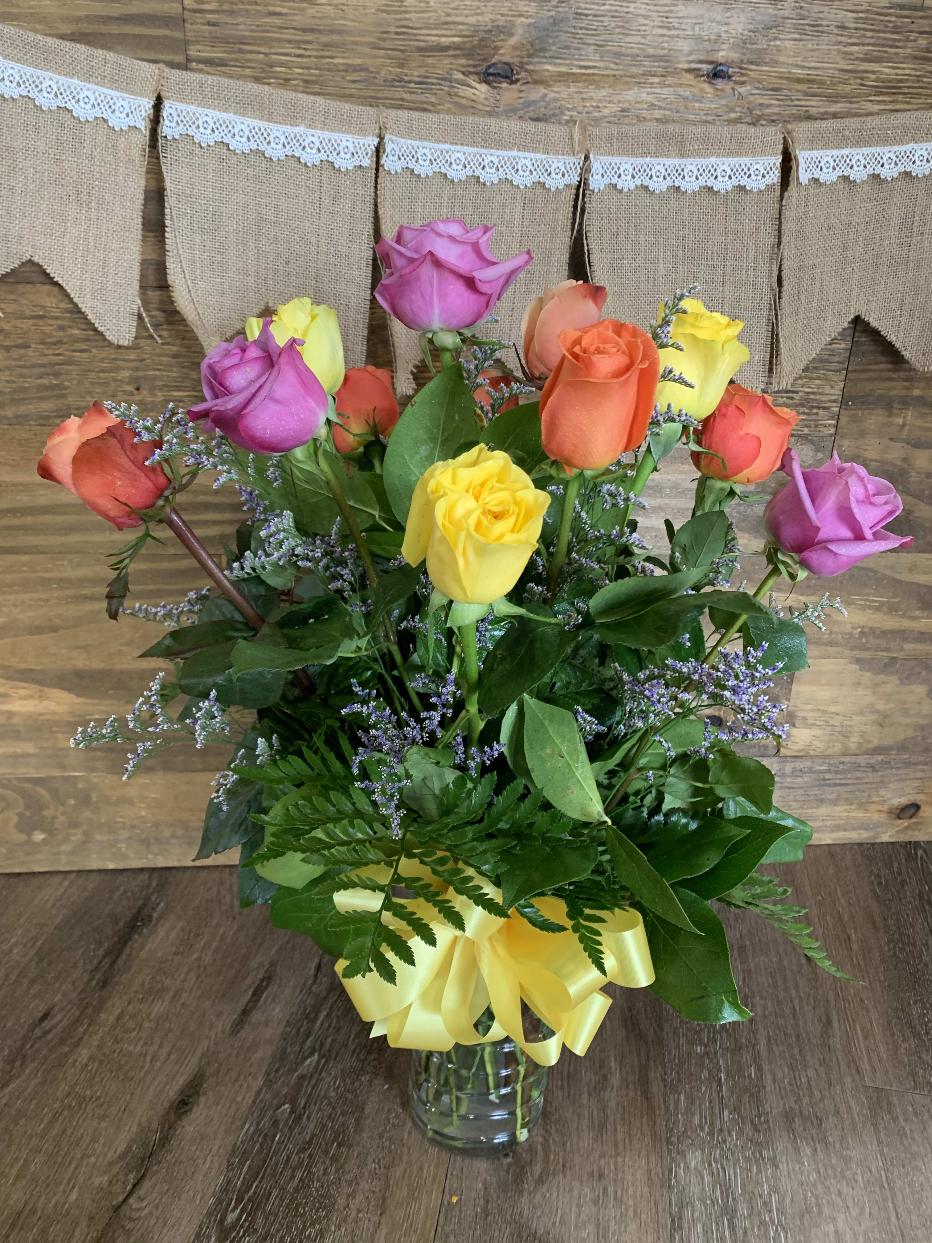 Mix Dozen Roses - Show her how  much you love her with this mixed dozen roses! (colors may vary)