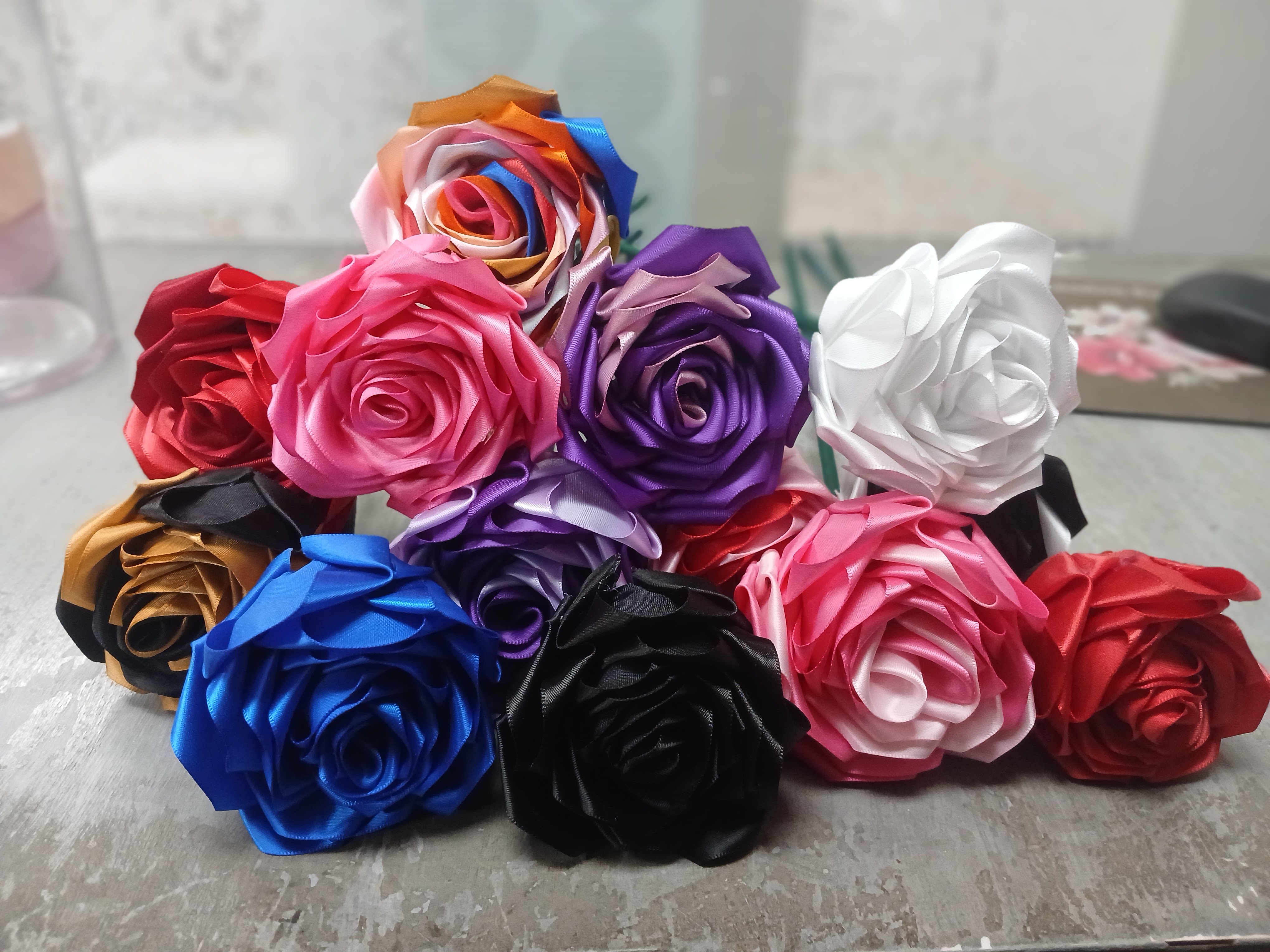 Single Ribbon rose - A beautiful single stem rose made of ribbon. This beauty will last a lifetime.   Rose color will vary 
