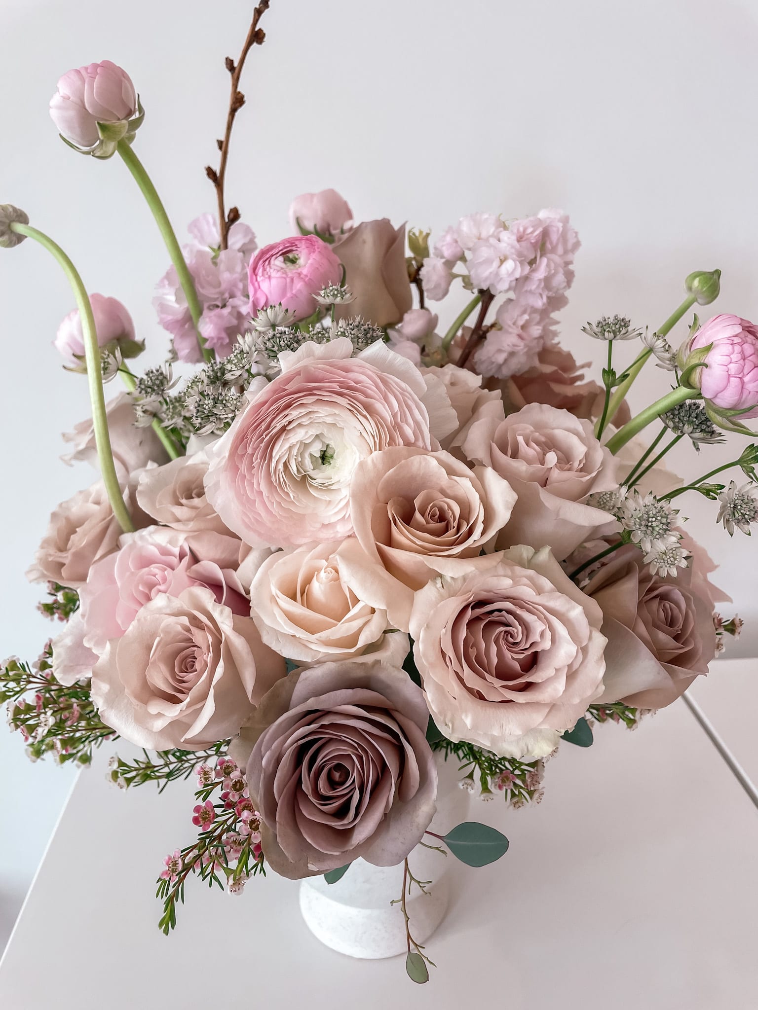 Sweet beautiful love - Pastel Sweet pink color roses  With white vase