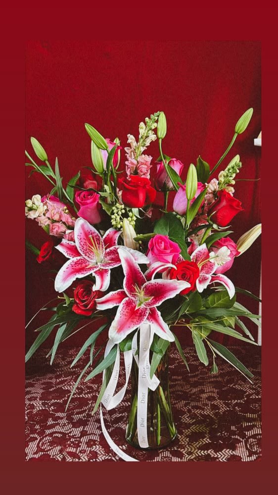 Coqueta  - A Elegant Arrangment perfect for #mom ୨ৎ of Stargazer lilies, Hot Pink Roses and red roses (smaller)    added Deluxe has Pink or white flowers+ (larger)