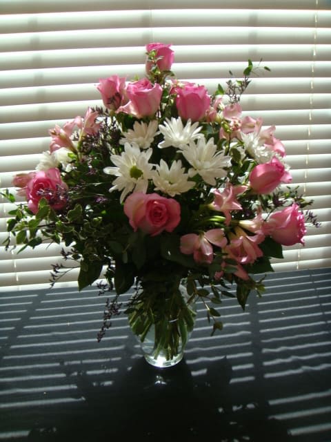 Elegance &amp; Delight  - Vase of Pink Roses, Pink Alstros, White Dasies &amp; Mixed Greens &amp; Fillers