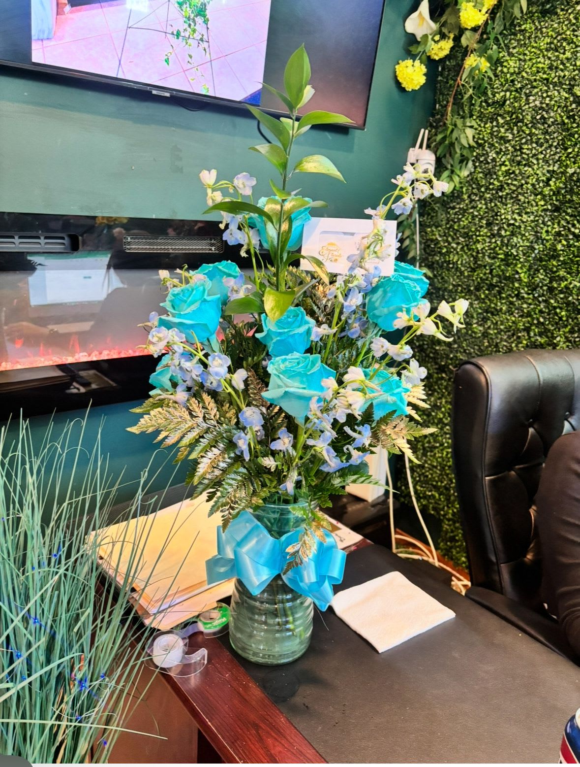 Ocean Breeze Bouquet Vase Arrangement  -  Rose Vase Arrangement - Teal &amp; White 