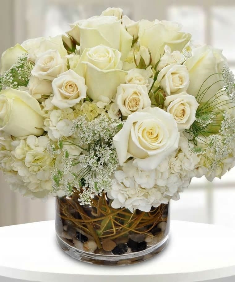 All White Arce - White roses,white hydrangeas,spray roses white ,