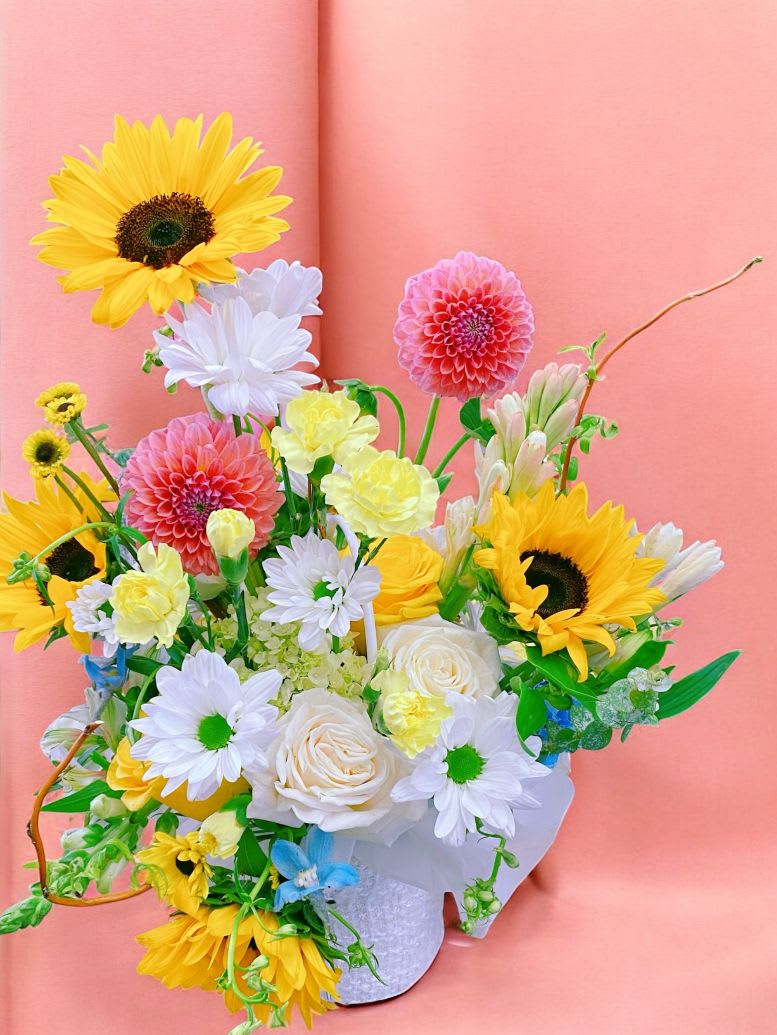 Bright vibe deluxe seasonal centerpiece  - Bright vibe deluxe seasonal centerpiece