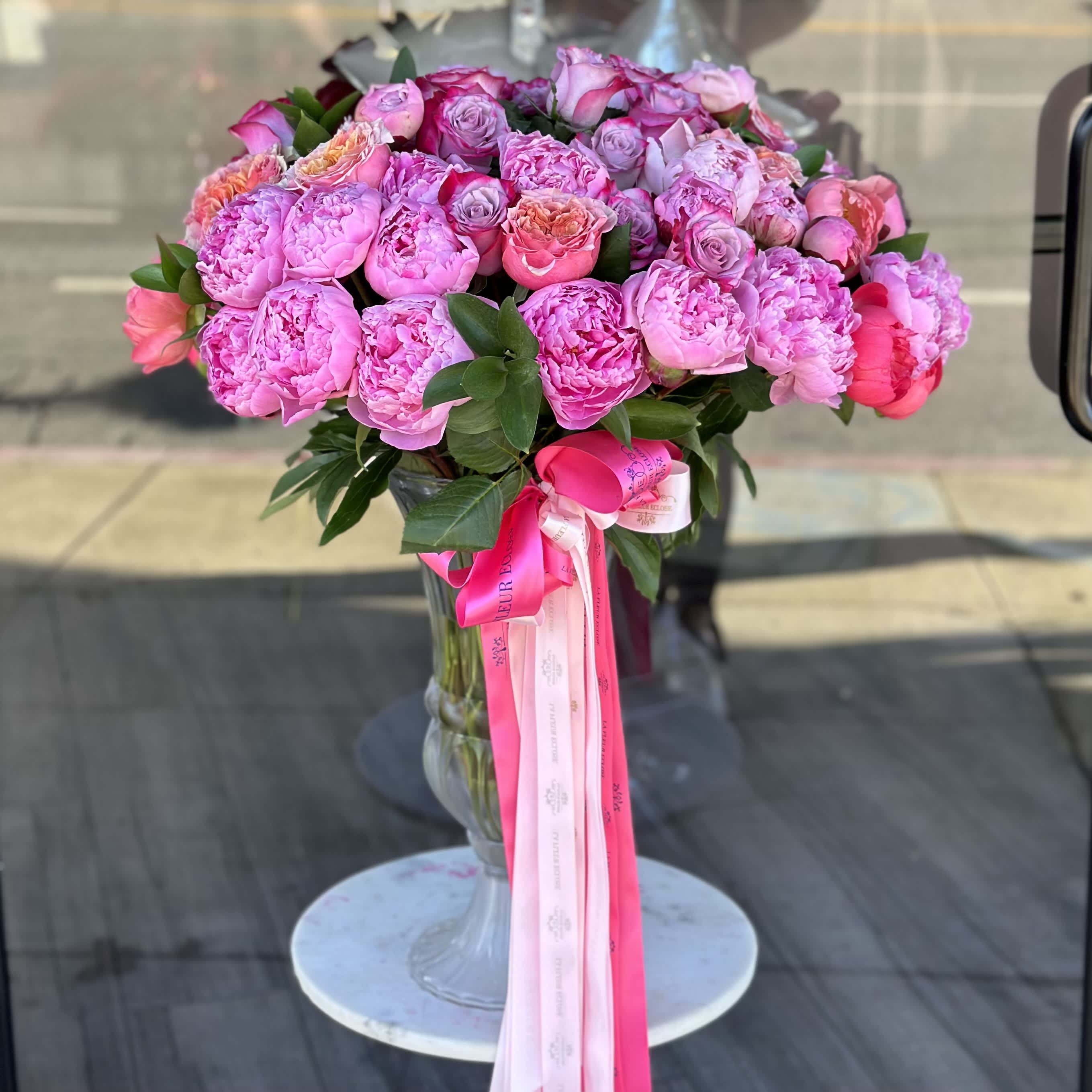  Garden in a vase - Gorgeous vase with the most fresh peonies, garden roses and regular roses in a glass vase