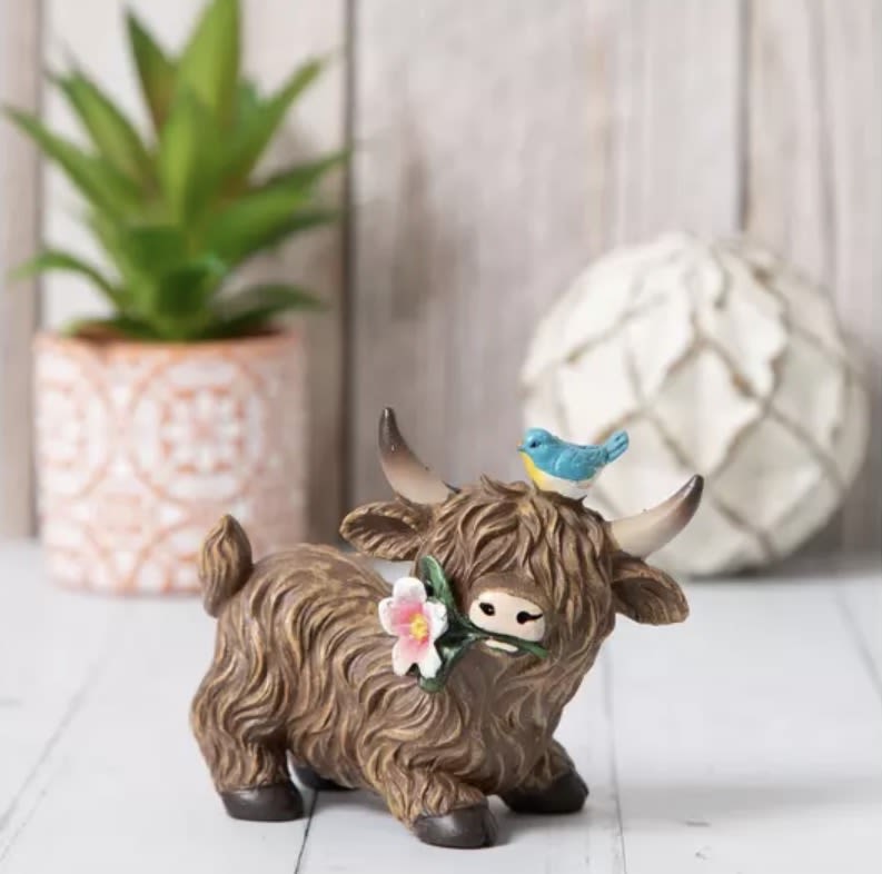 Bird On Highland Cow Figurine - A very Cute Highland Cow