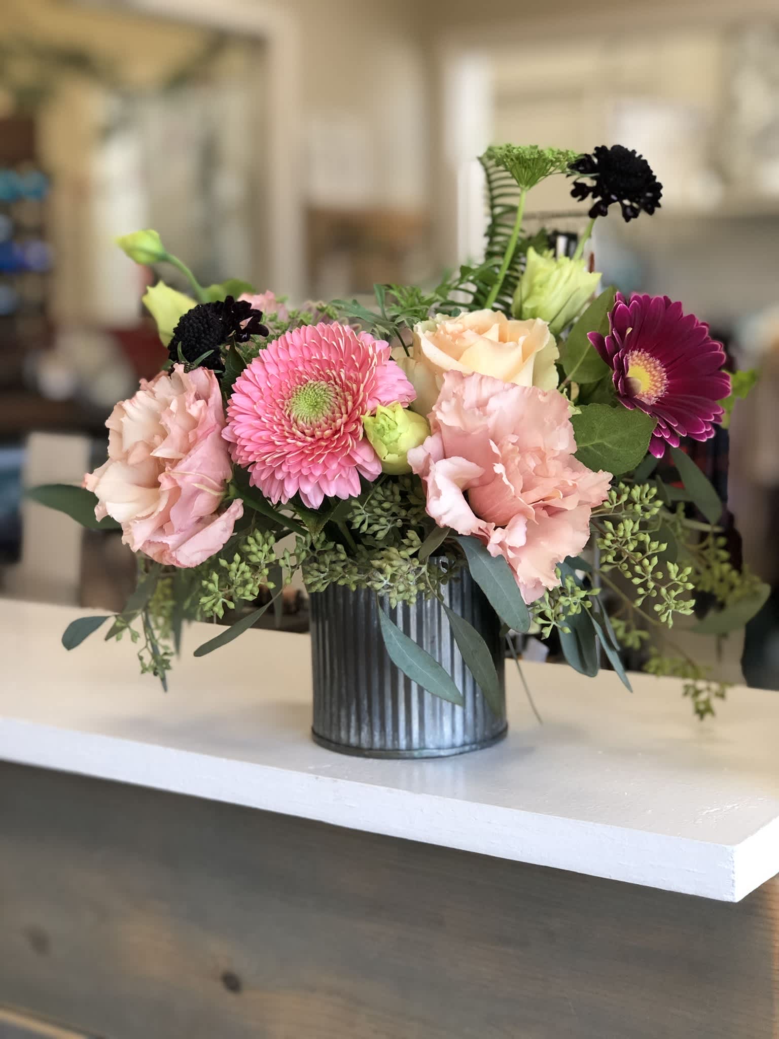 Mini of The Day - A smattering of cute blooms in a mini vase! Let us pick our favorites to add to this cute tin!