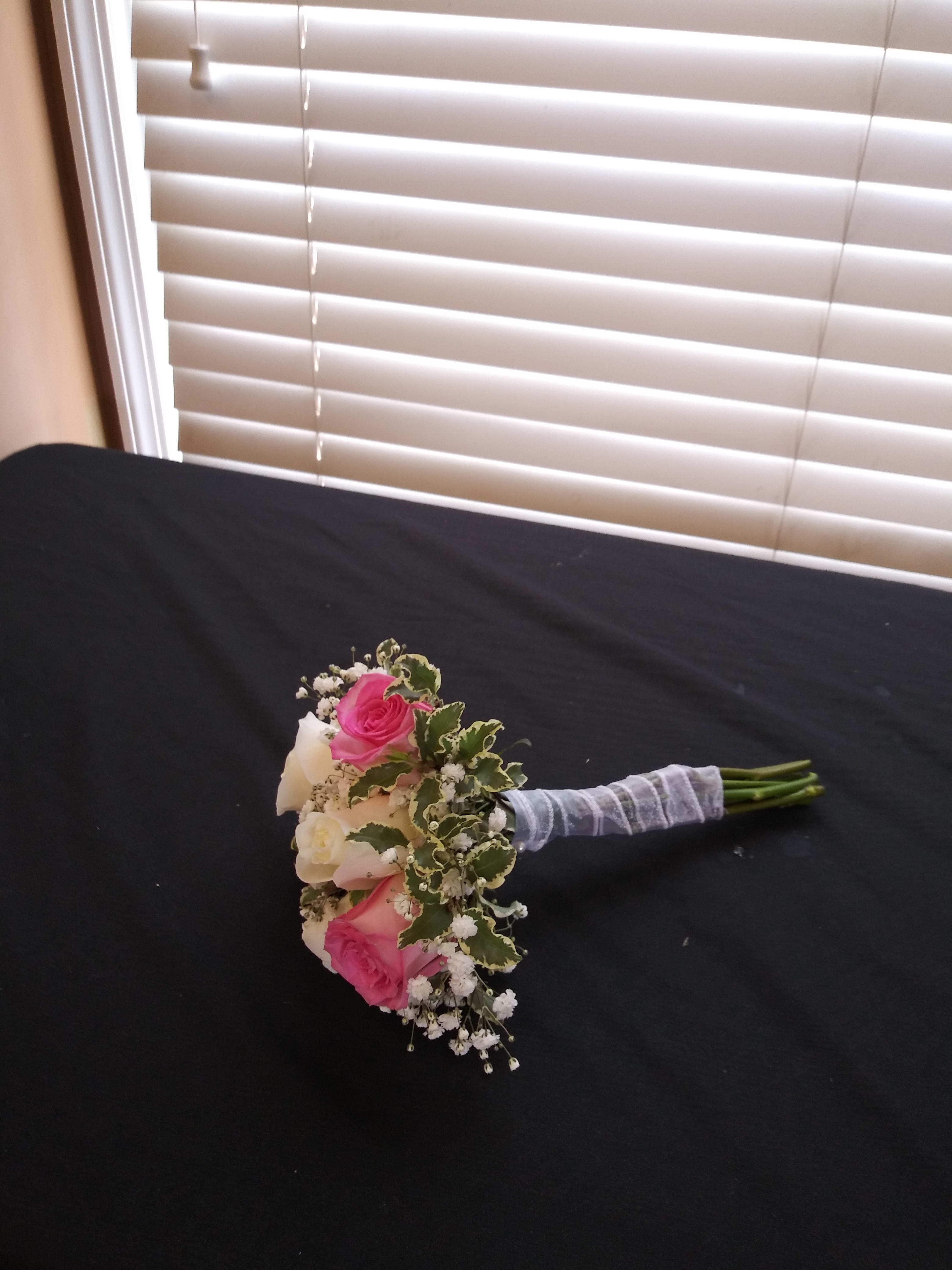 Hand tied Pink &amp; White Bouquet - Pink and white roses 