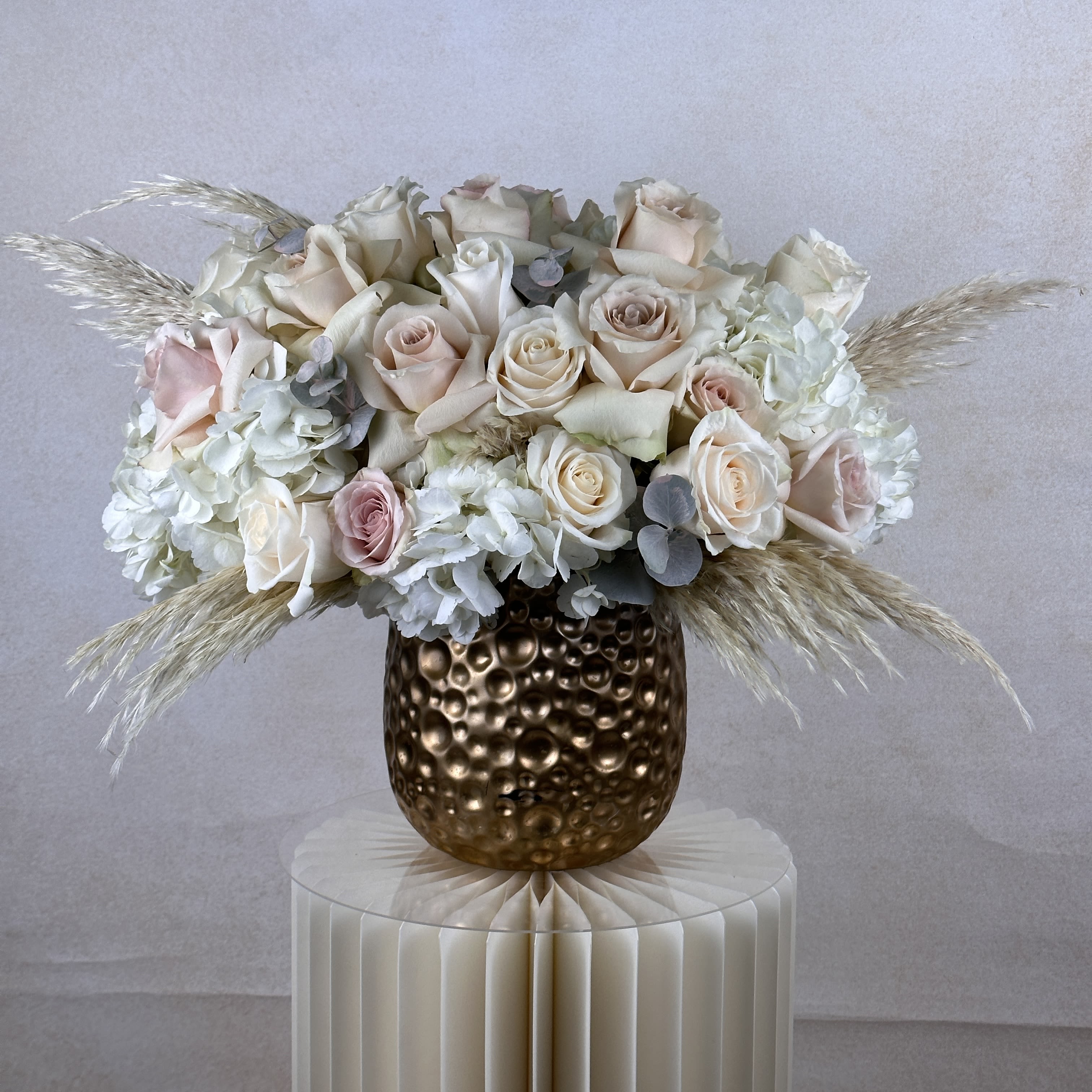 84S- Jolie  - This stunning vase arrangement features a lush combination of elegant roses and voluminous hydrangeas. The soft, delicate petals of the roses perfectly complement the full, textured blooms of the hydrangeas, creating a harmonious balance of beauty and elegance. Ideal for any occasion, this arrangement adds a touch of sophistication and charm to any space. STANDARD size is shown in the picture.