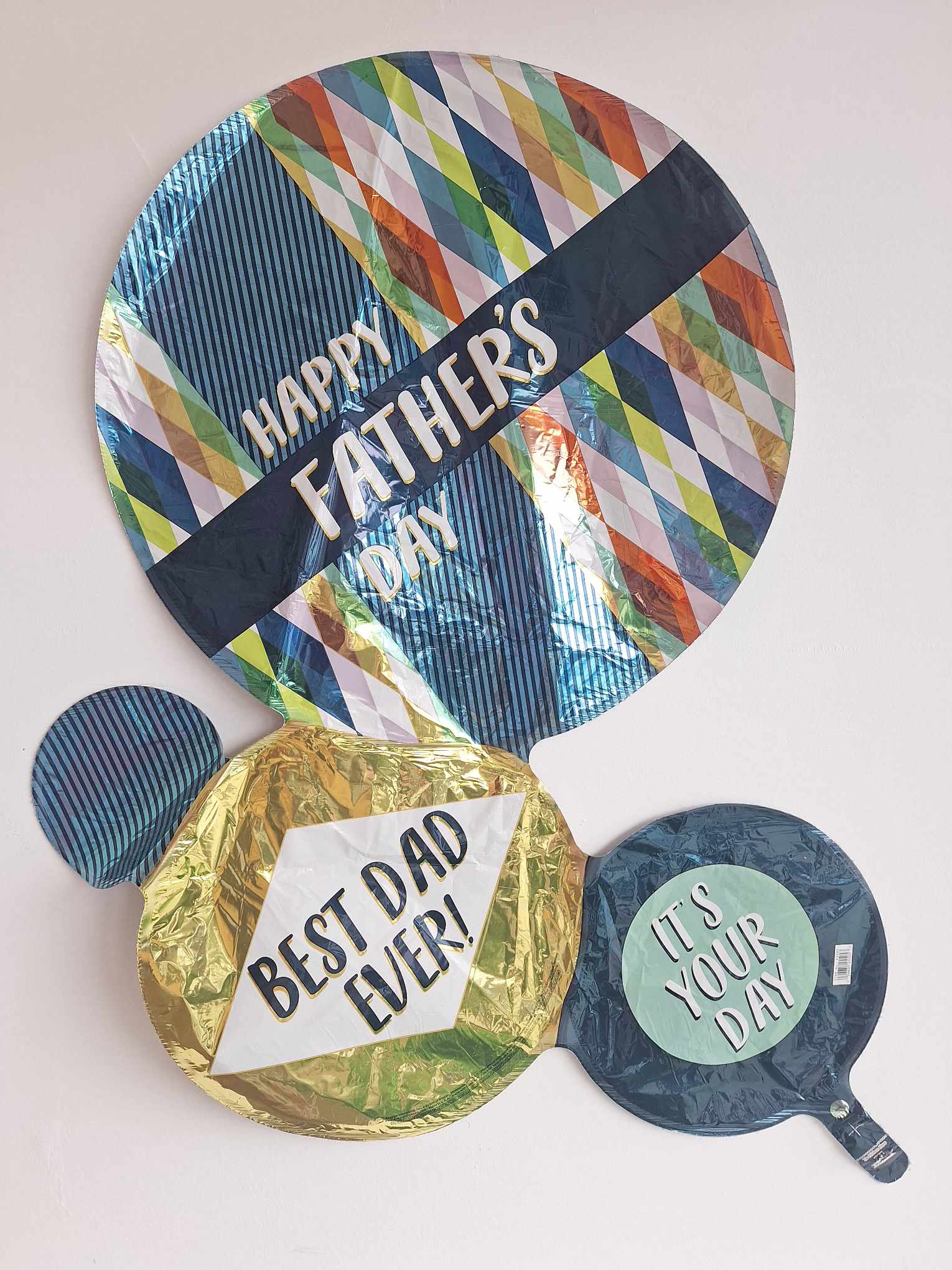 Best Dad Ever Mylar Balloon (R) - 36in mylar add it to any floral arrangement, balloon bouquet, stuffed animal or box of chocolates. *if you're ordering multiple balloons individually (not in an already advertised set or tied to a flower arrangement/stuffed animal) you will need to purchase a balloon weight otherwise the balloons will need to be picked up*